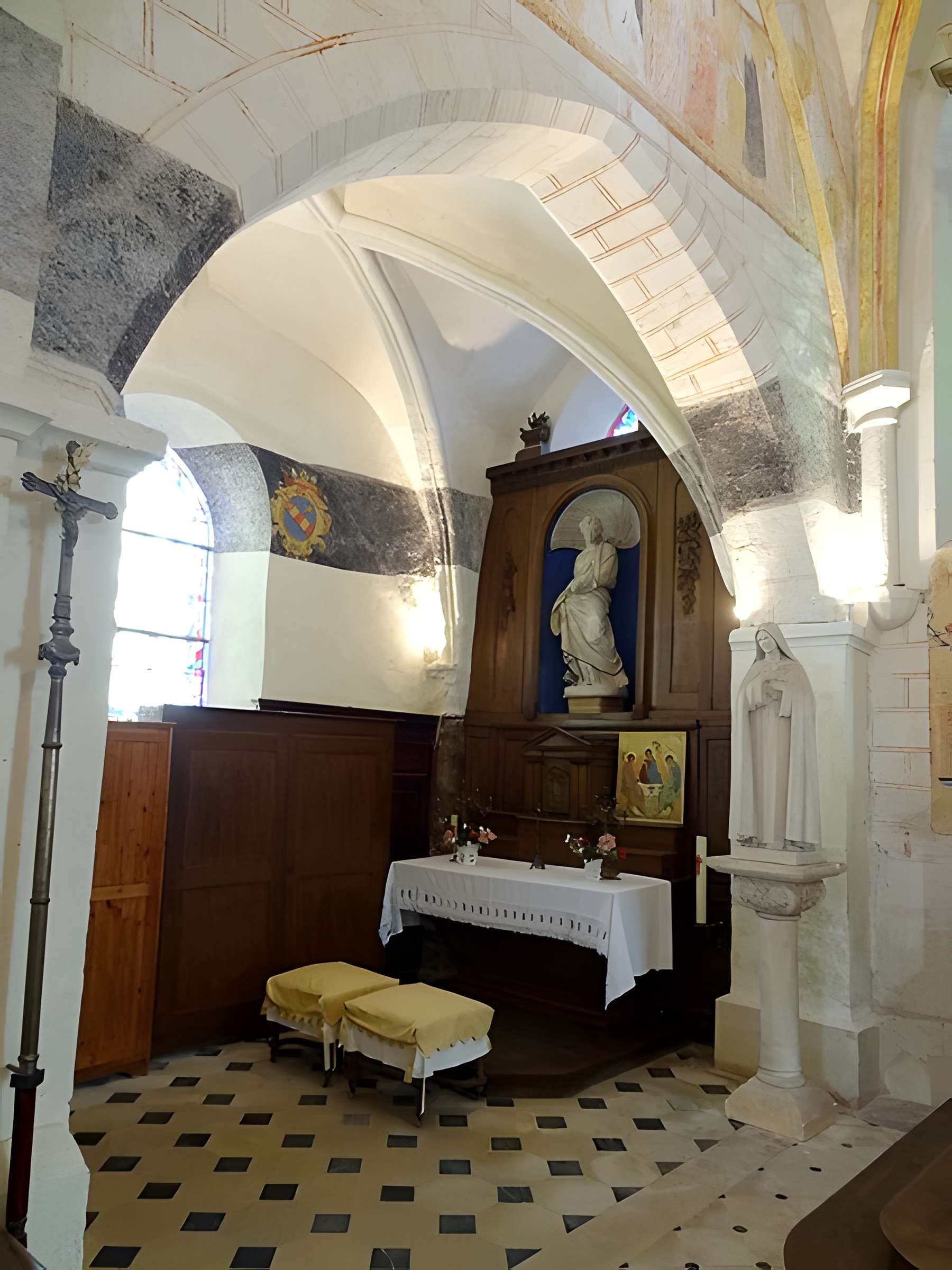 Église Sainte-Geneviève de Feucherolles