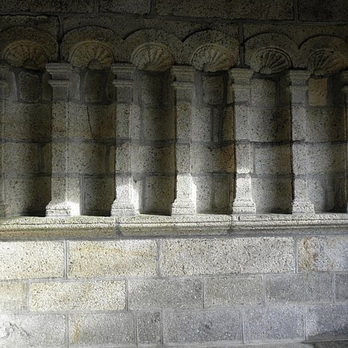 Photo de Église Sainte-Geneviève de Loqueffret
