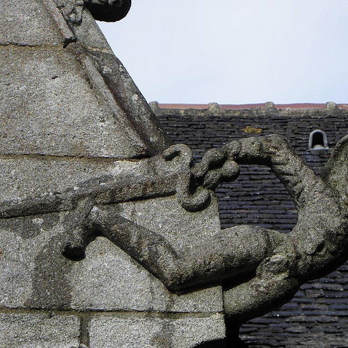 Photo de Église Sainte-Geneviève de Loqueffret