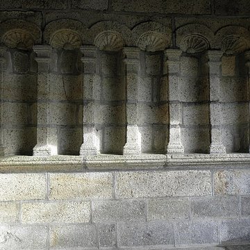 Église Sainte-Geneviève de Loqueffret