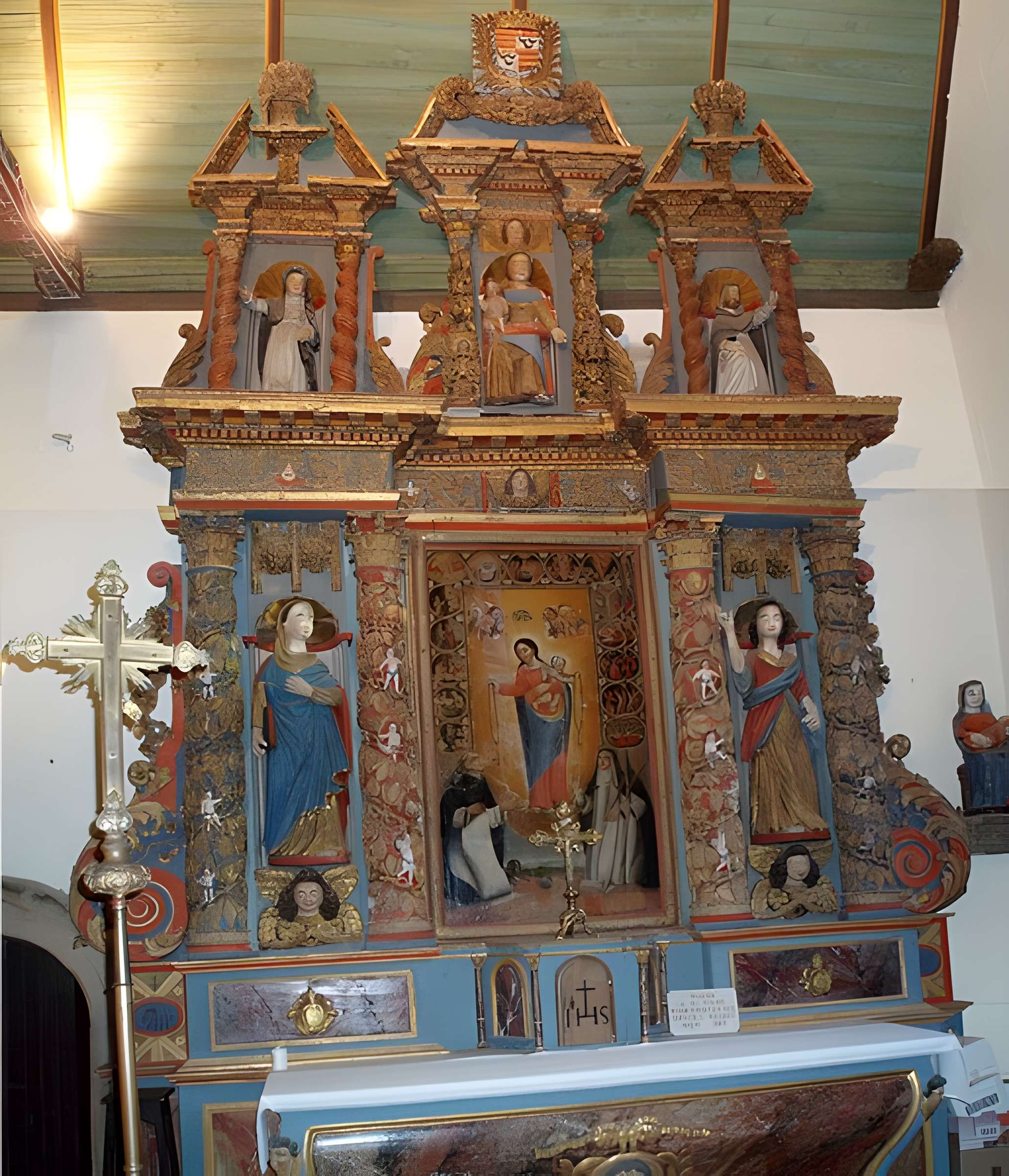 Église Sainte-Geneviève de Loqueffret