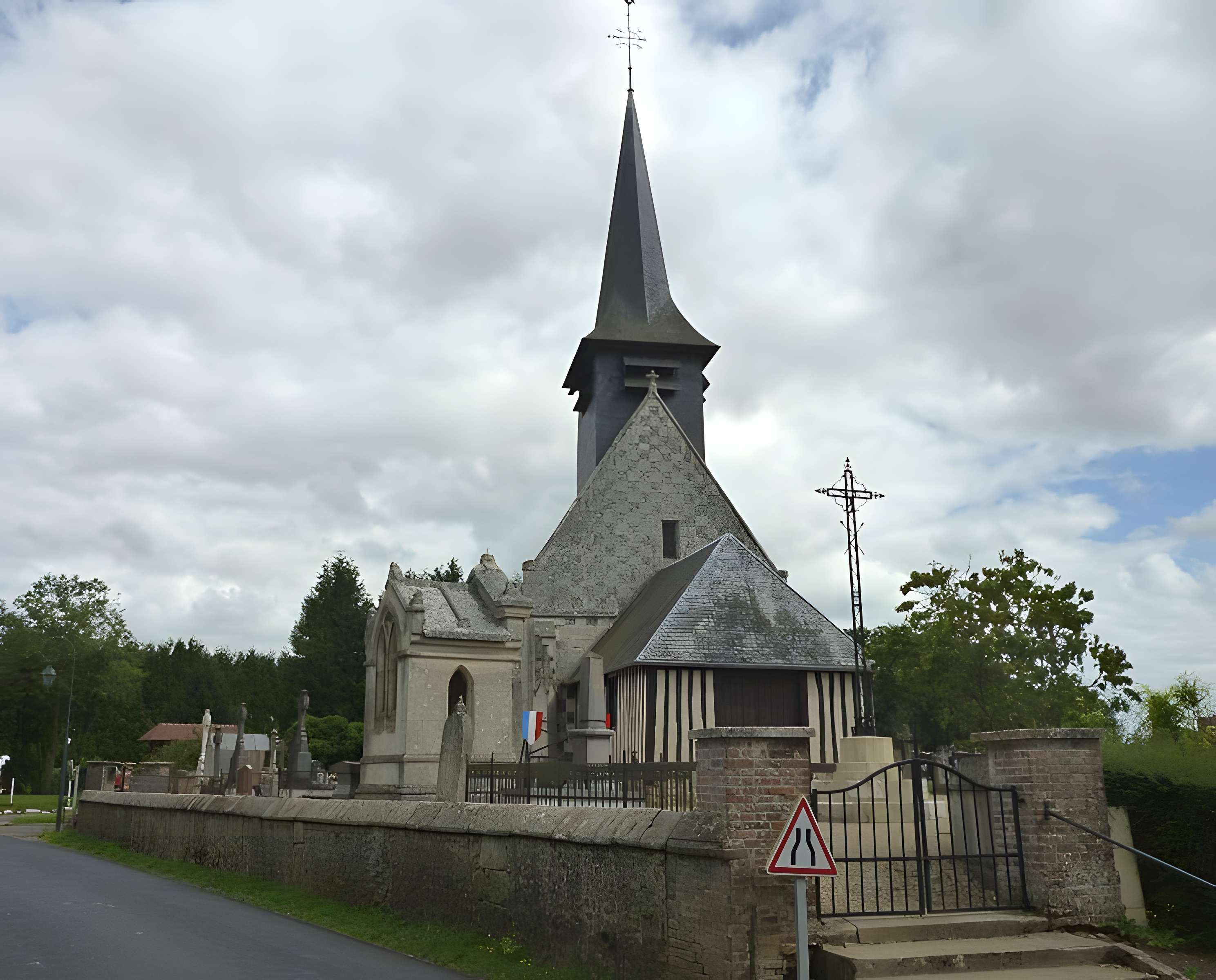 Église Sainte-Geneviève du Favril 