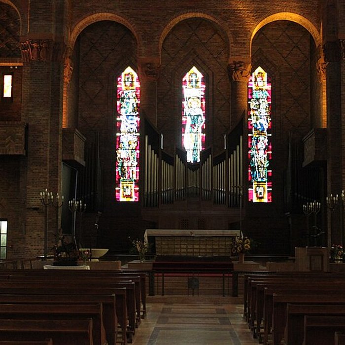 Photo de Église Sainte-Jeanne-dArc de Gien