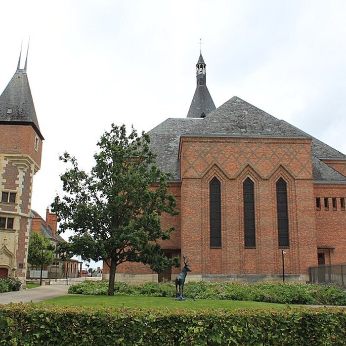 Photo de Église Sainte-Jeanne-dArc de Gien