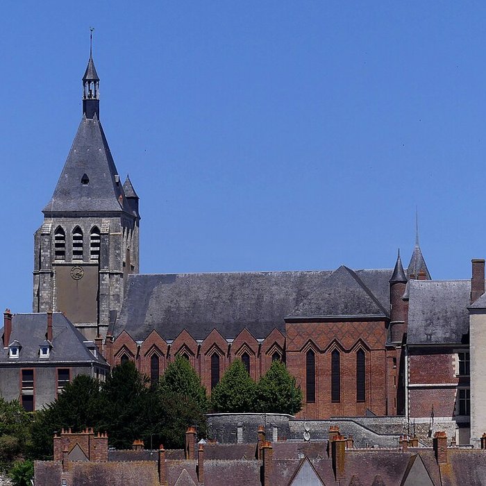 Photo de Église Sainte-Jeanne-dArc de Gien