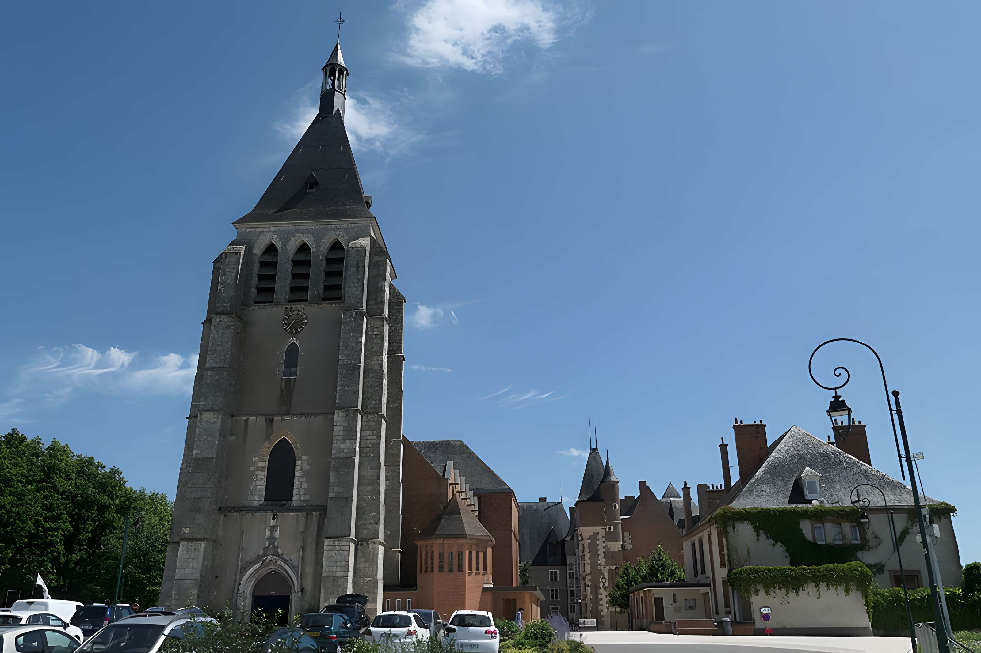 Église Sainte-Jeanne-d'Arc de Gien