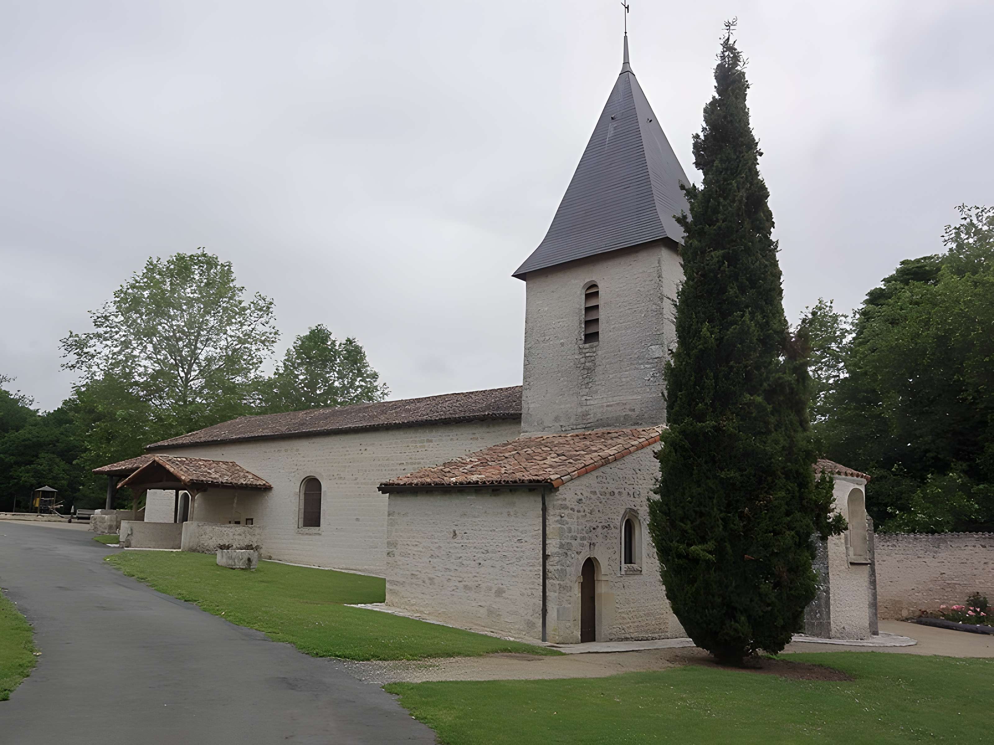 Église Saint-Éleusippe de Quinçay