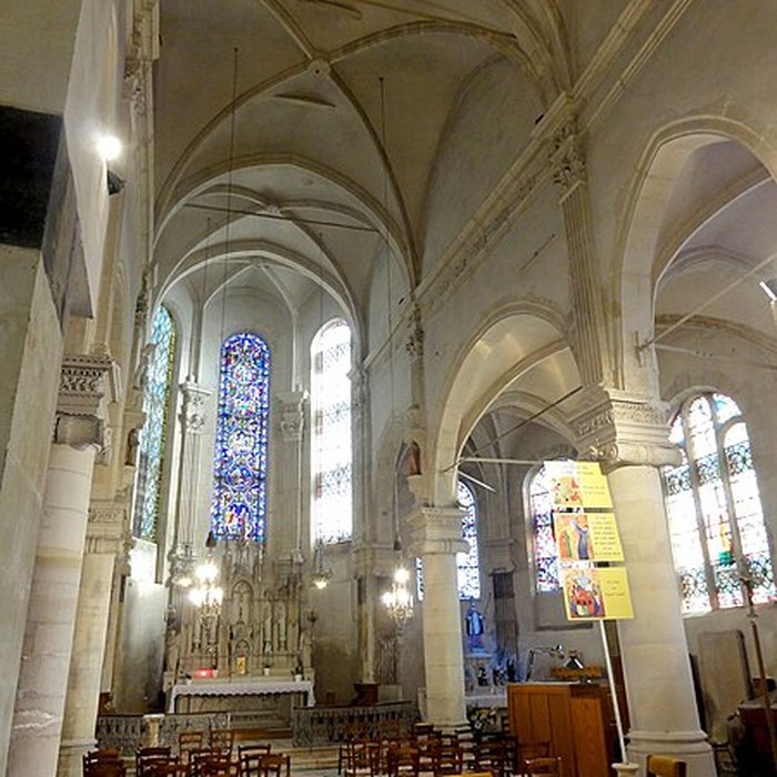 Photo de Église Saint-Éloi de Roissy-en-France