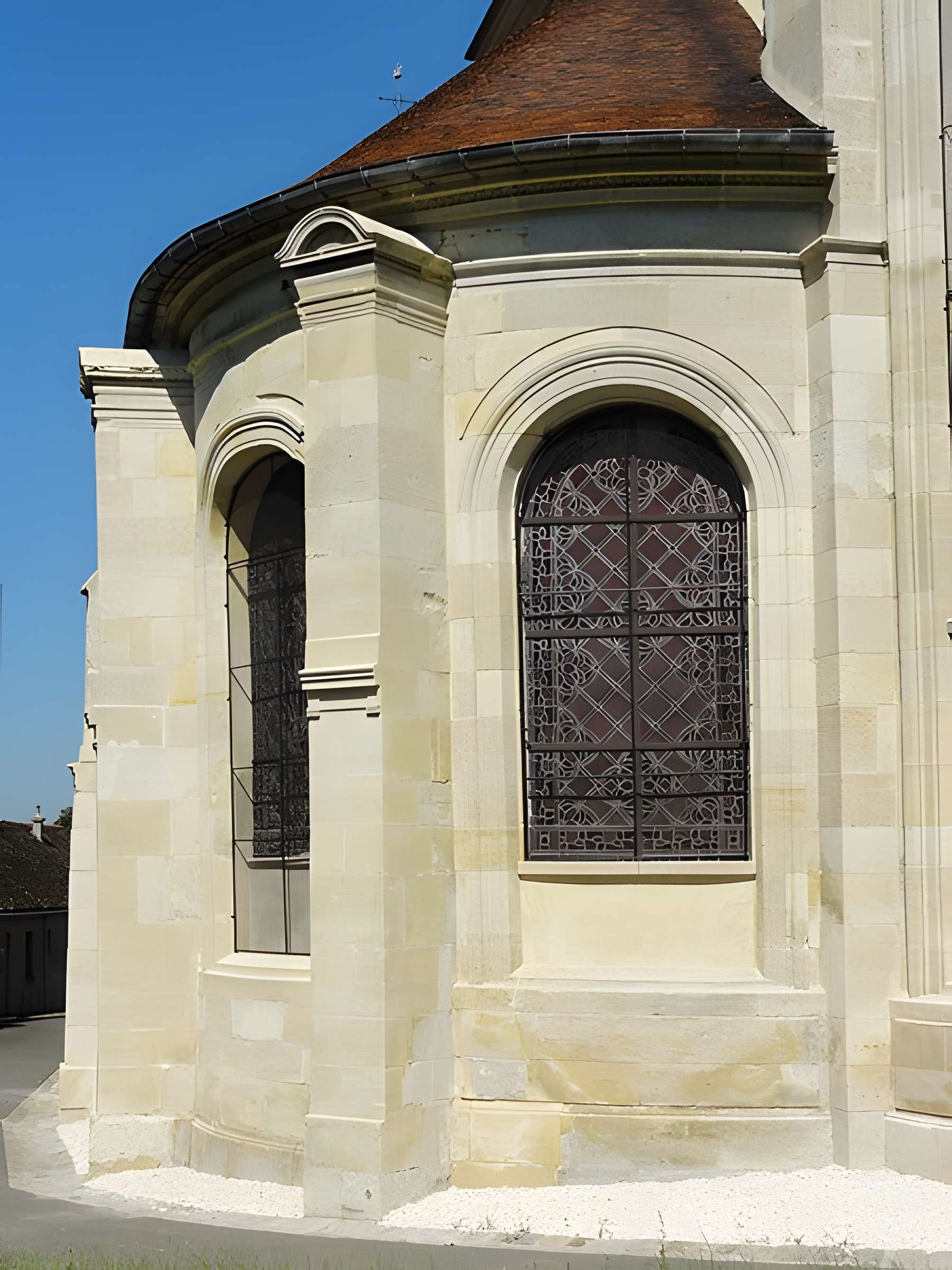Église Saint-Éloi de Roissy-en-France