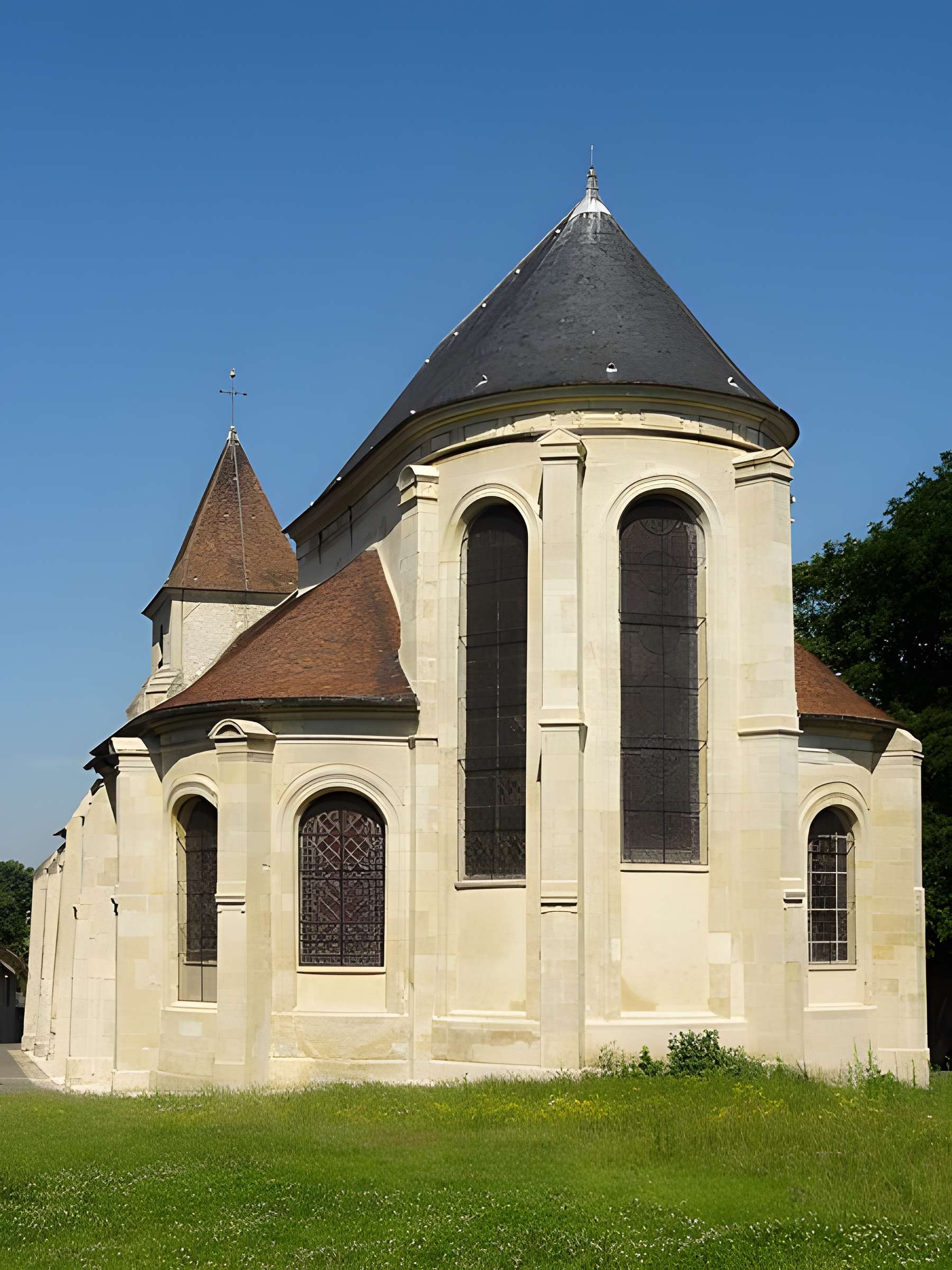 Église Saint-Éloi de Roissy-en-France