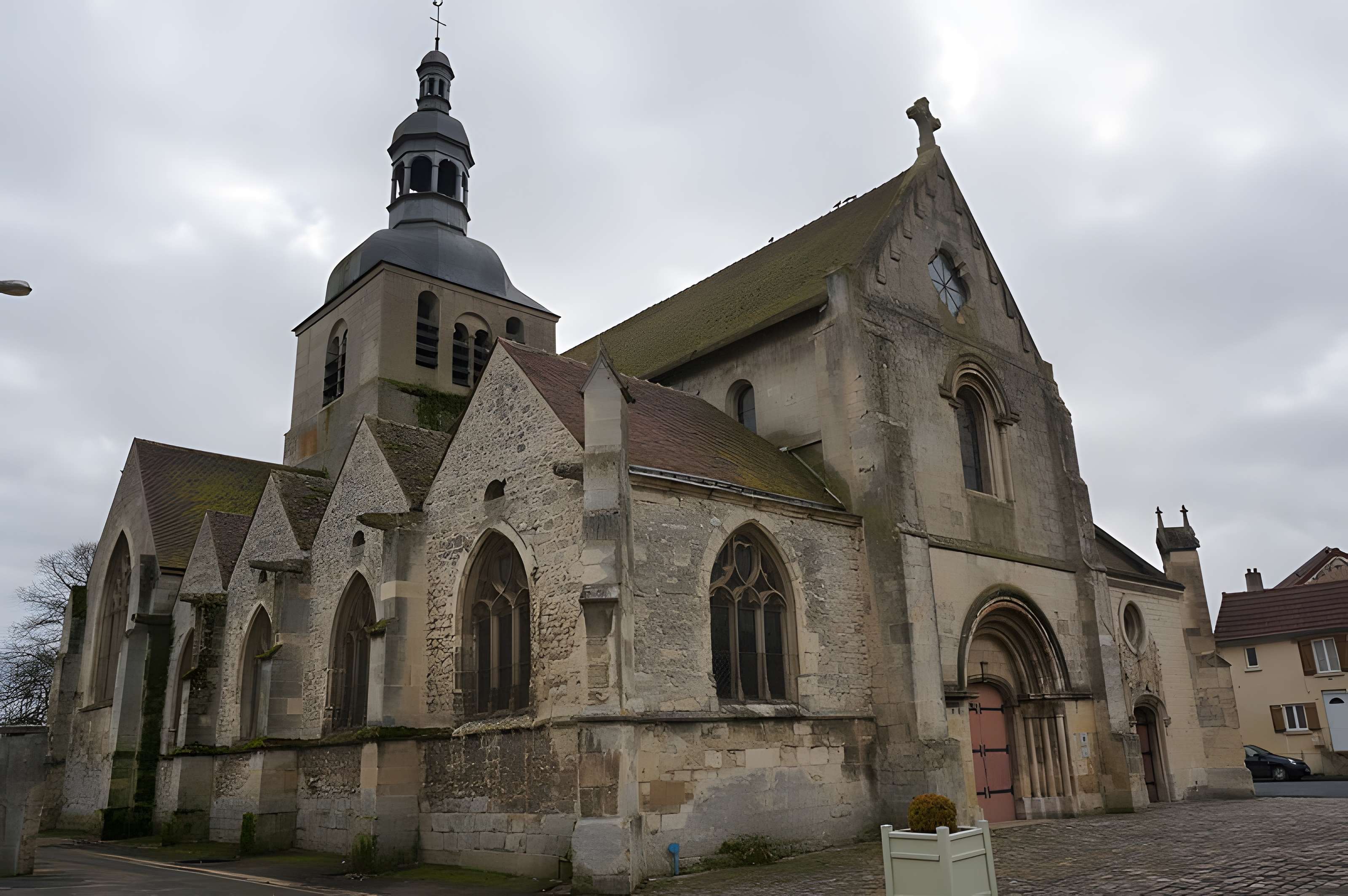 Église Sainte-Macre de Fismes