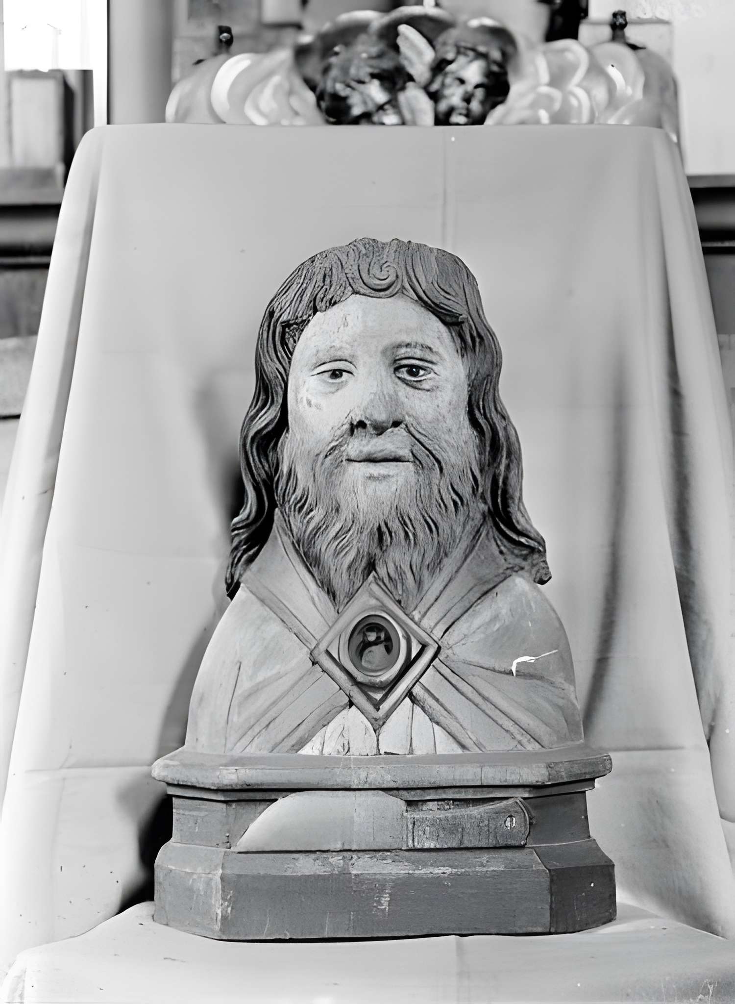 Église Saint-Léger de Ruffey-lès-Beaune
