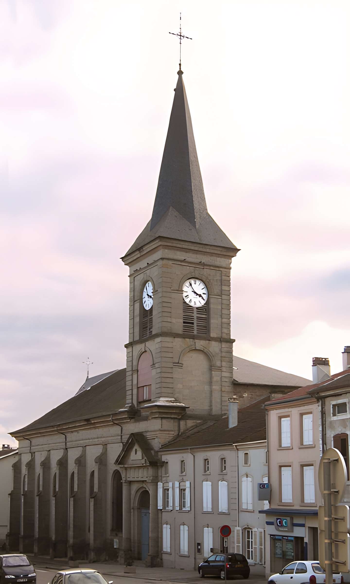 Église Sainte-Madeleine de Darney