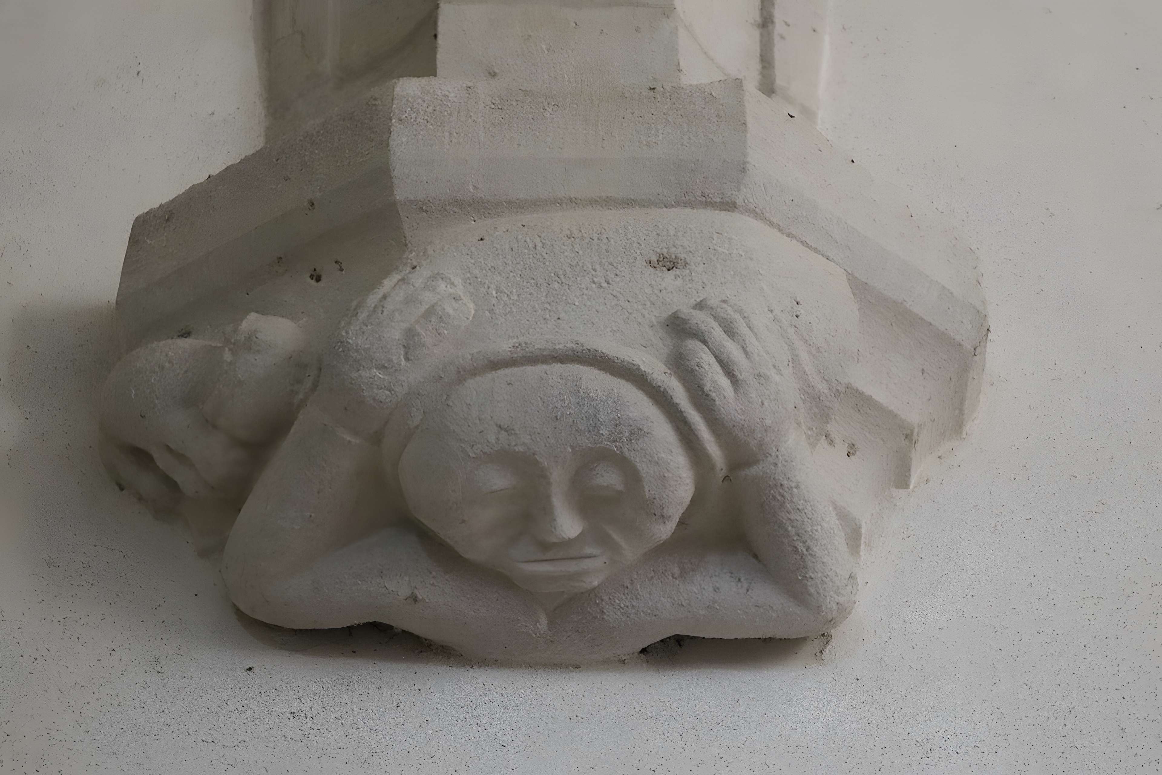 Église Sainte-Madeleine de Frontenay