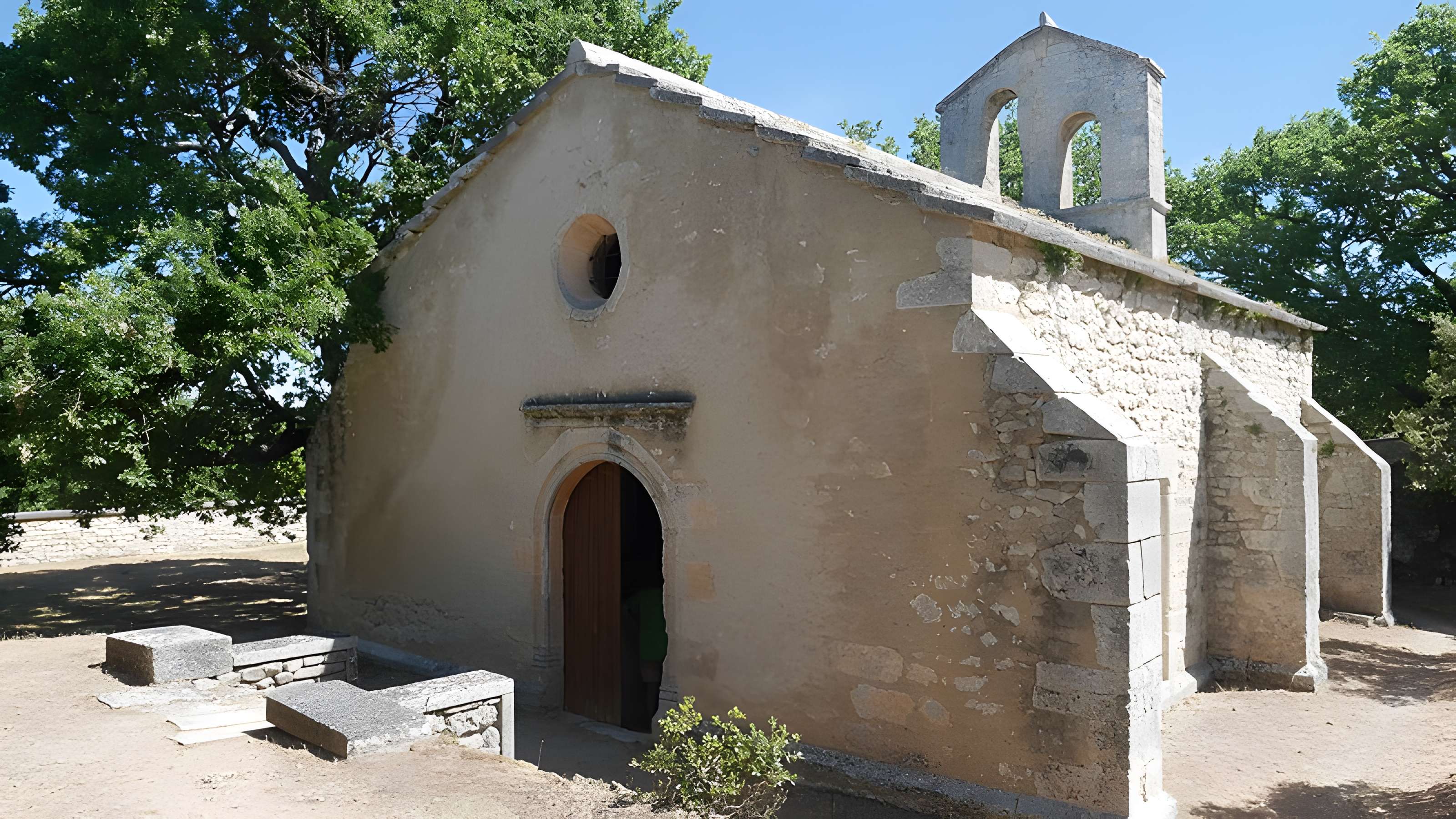 Église Sainte-Marie de Buoux