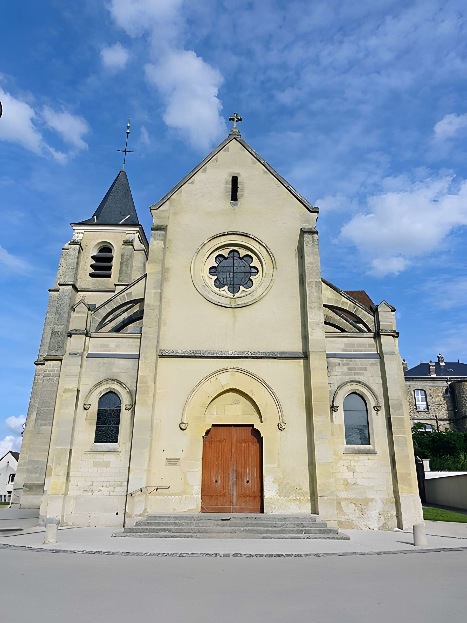 Église Sainte-Marie-Madeleine de Domont