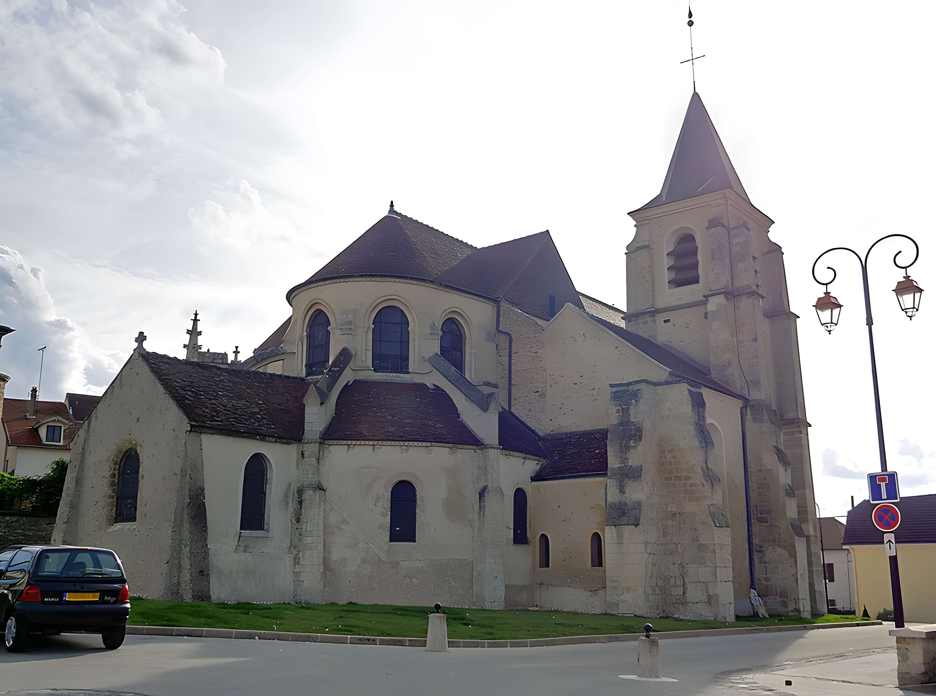 Église Sainte-Marie-Madeleine de Domont