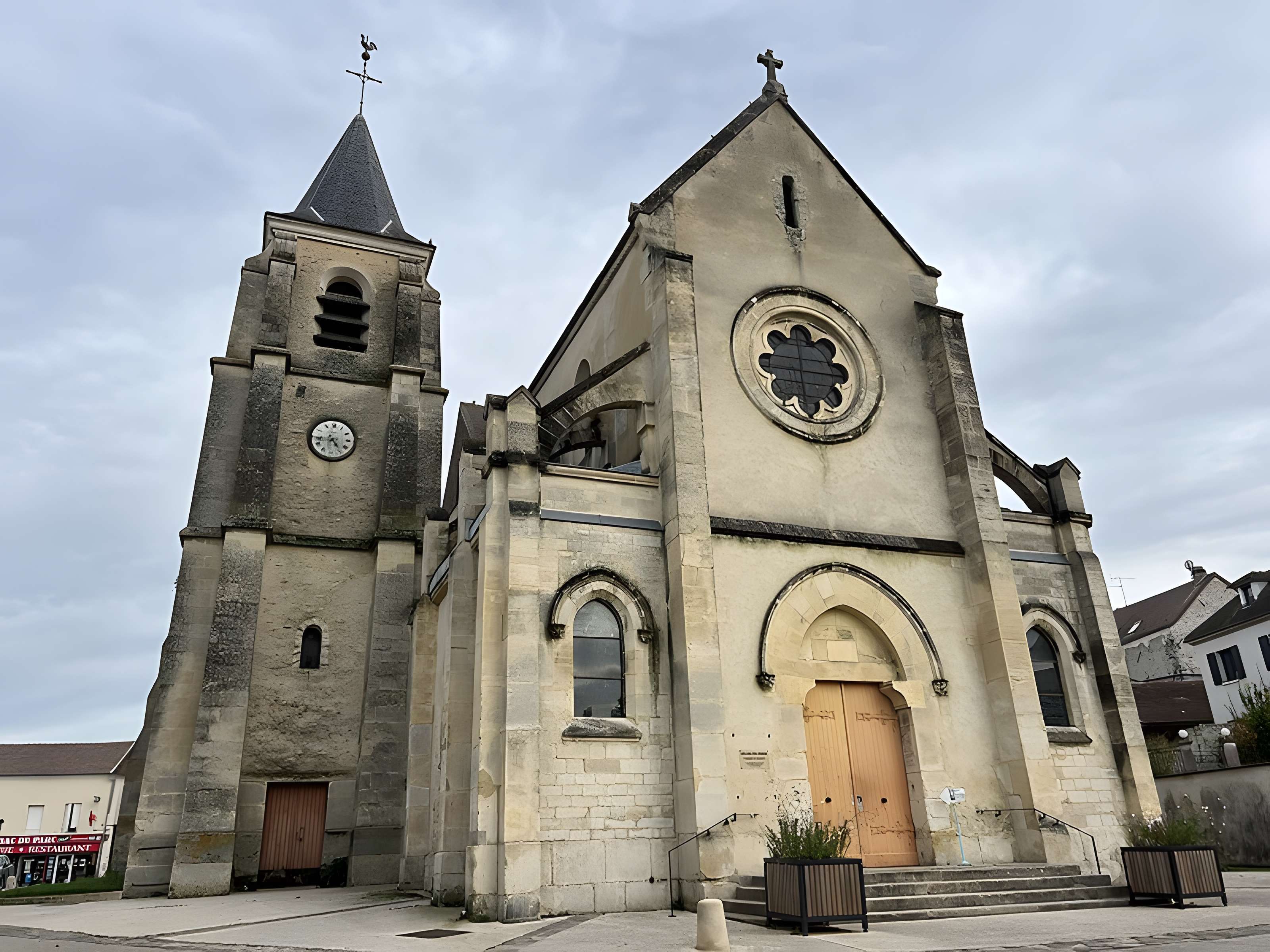 Église Sainte-Marie-Madeleine de Domont