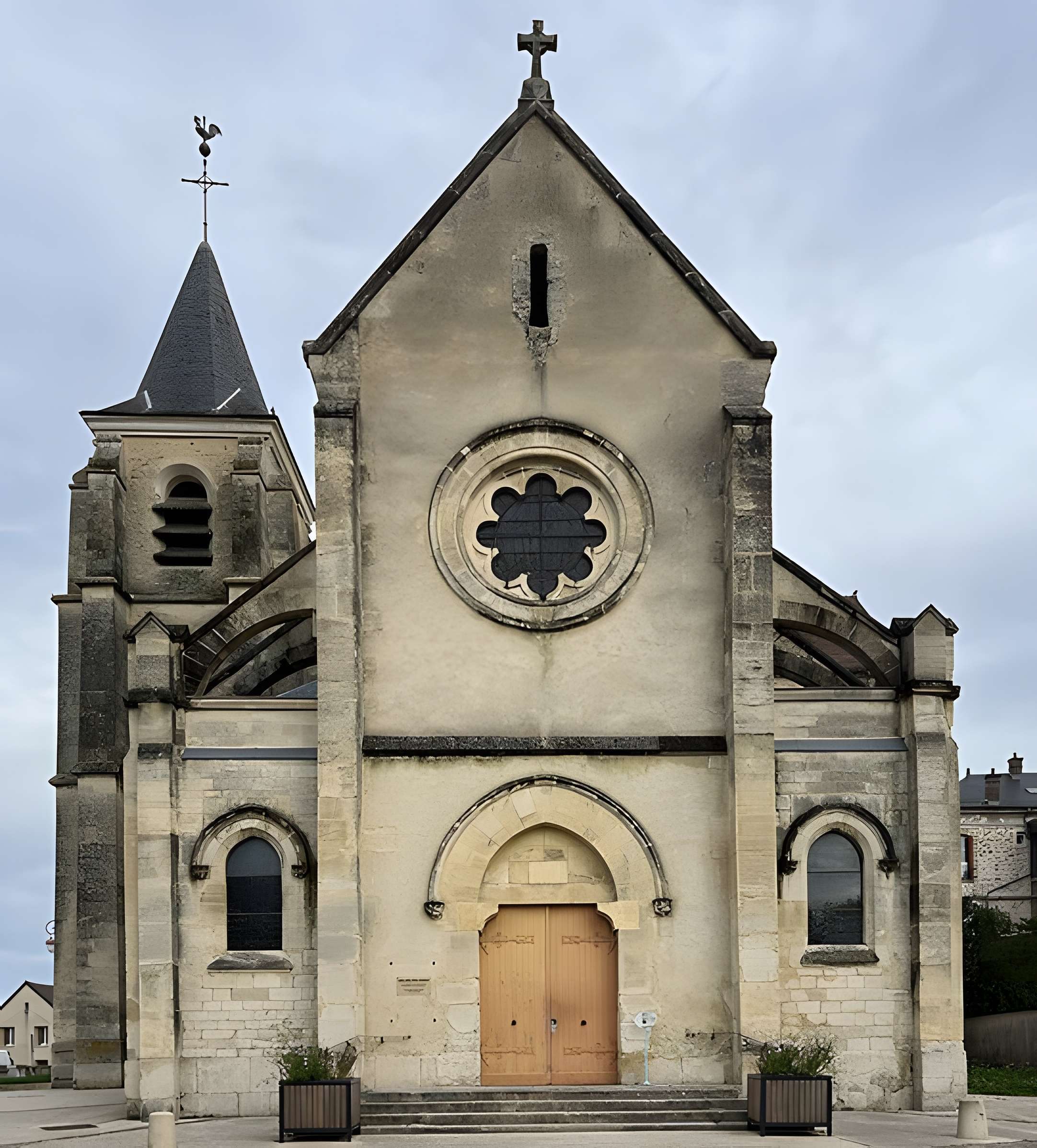 Église Sainte-Marie-Madeleine de Domont