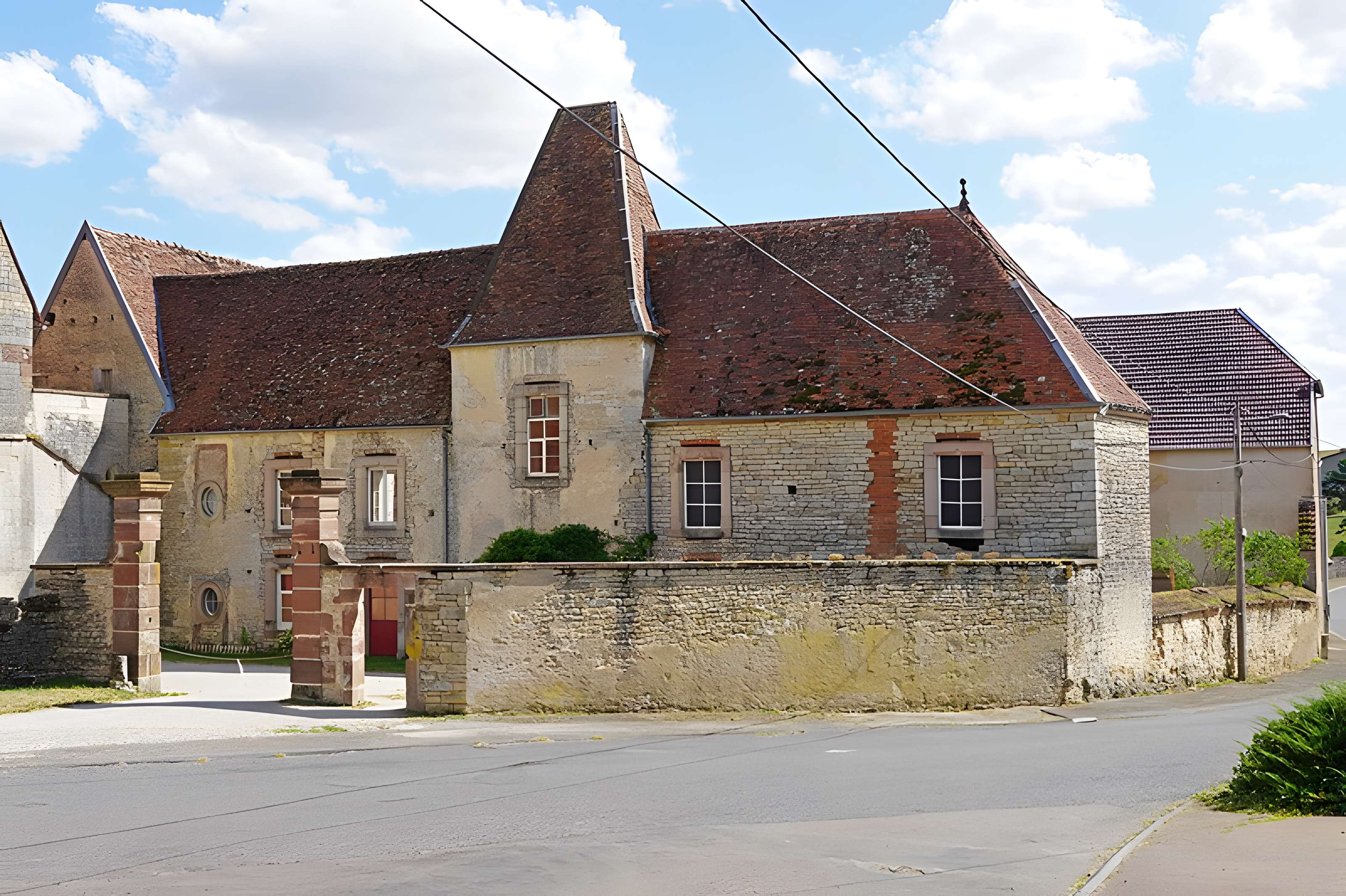 Église Sainte-Marie-Madeleine de Marast