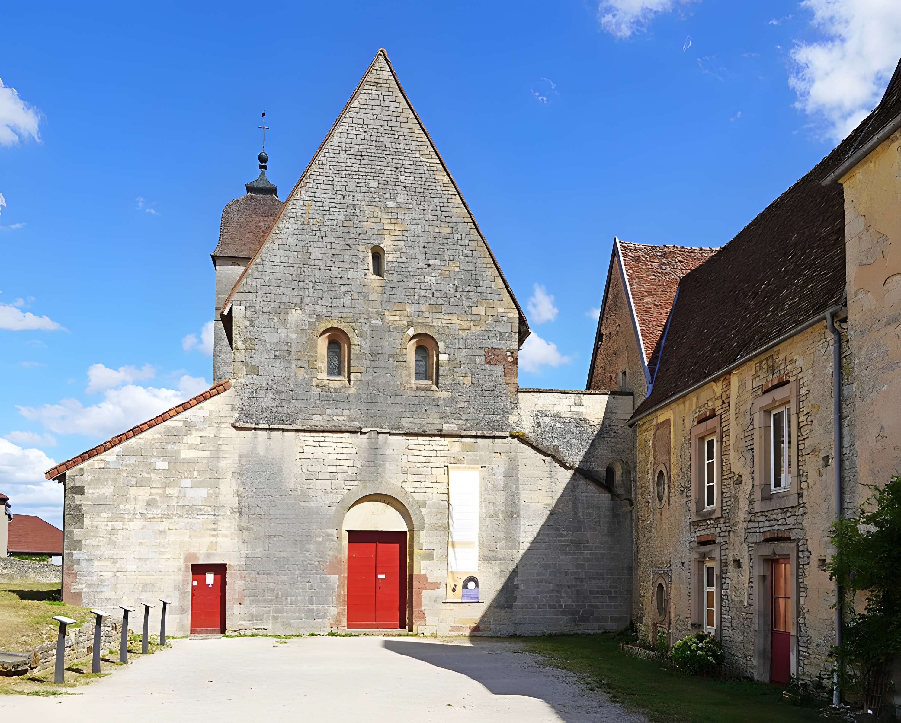 Église Sainte-Marie-Madeleine de Marast