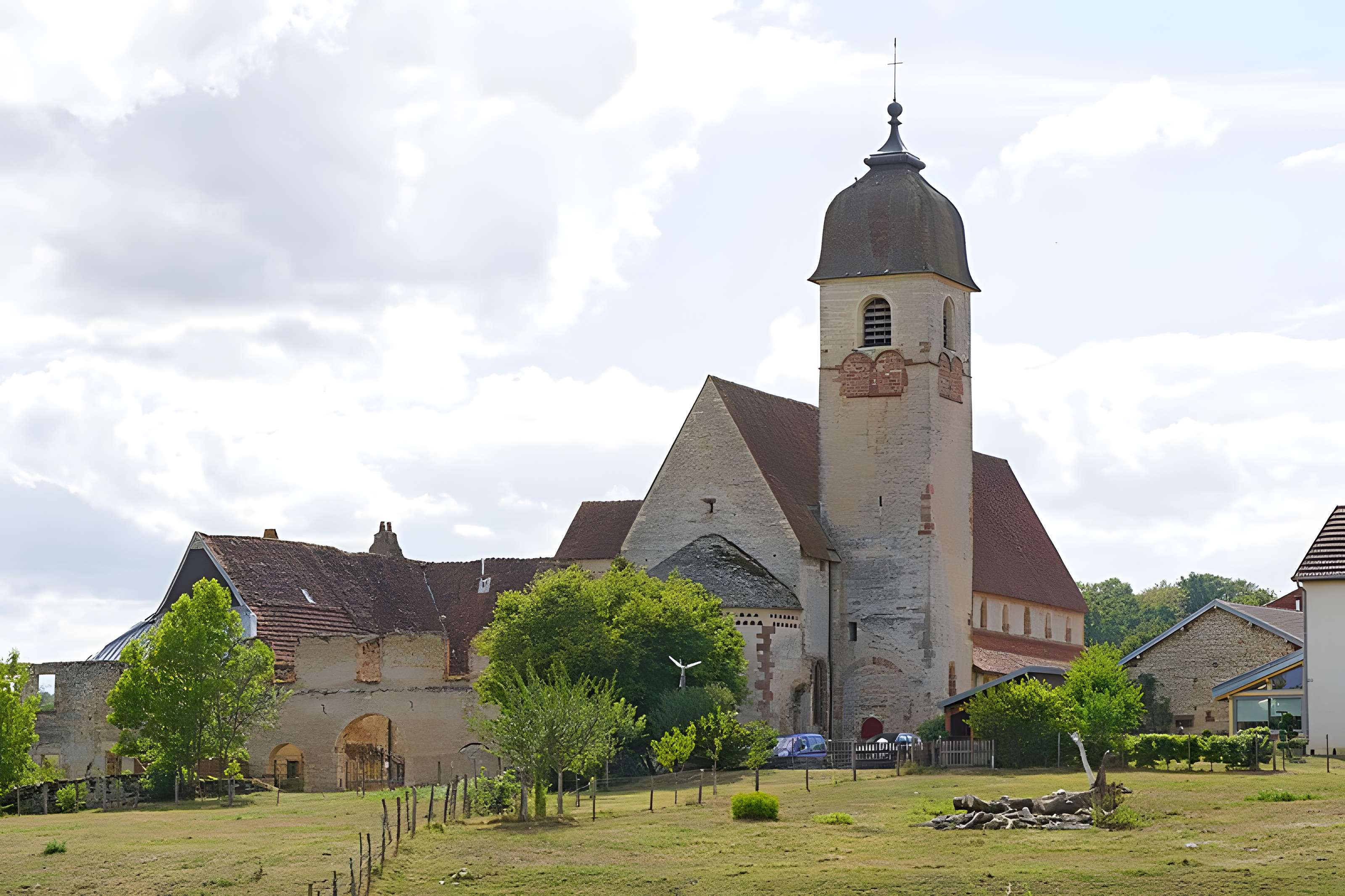 Église Sainte-Marie-Madeleine de Marast