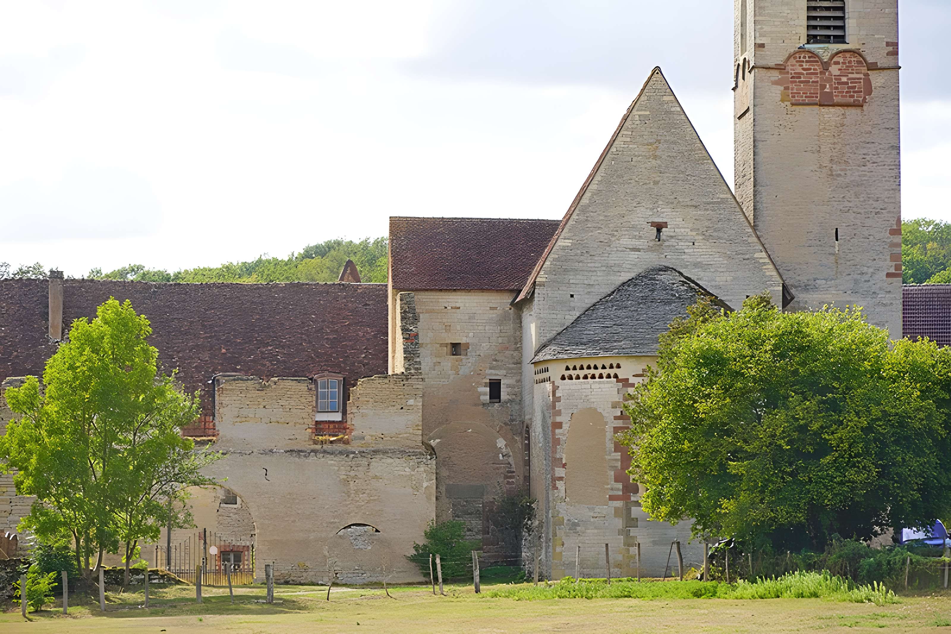 Église Sainte-Marie-Madeleine de Marast