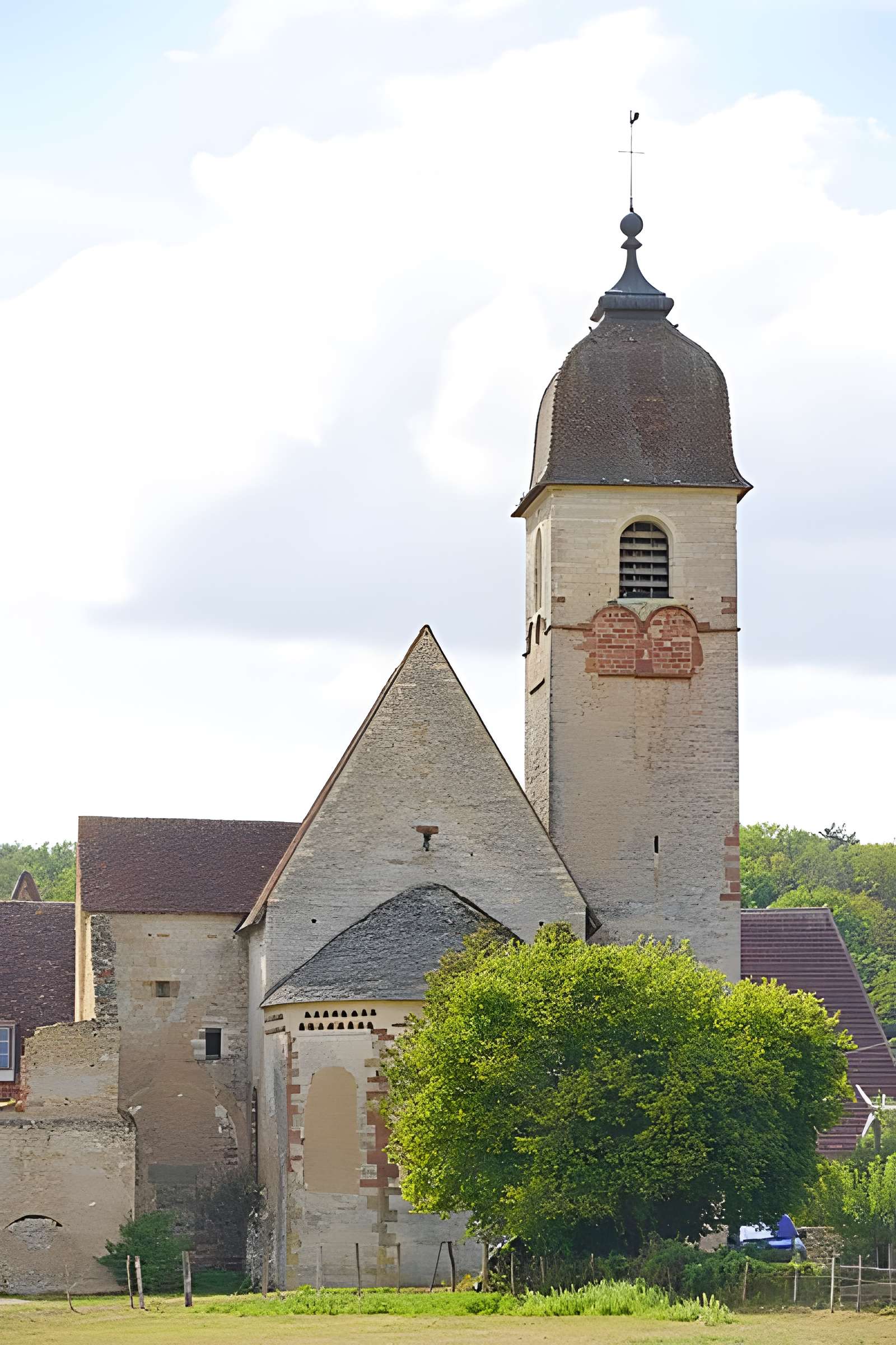 Église Sainte-Marie-Madeleine de Marast
