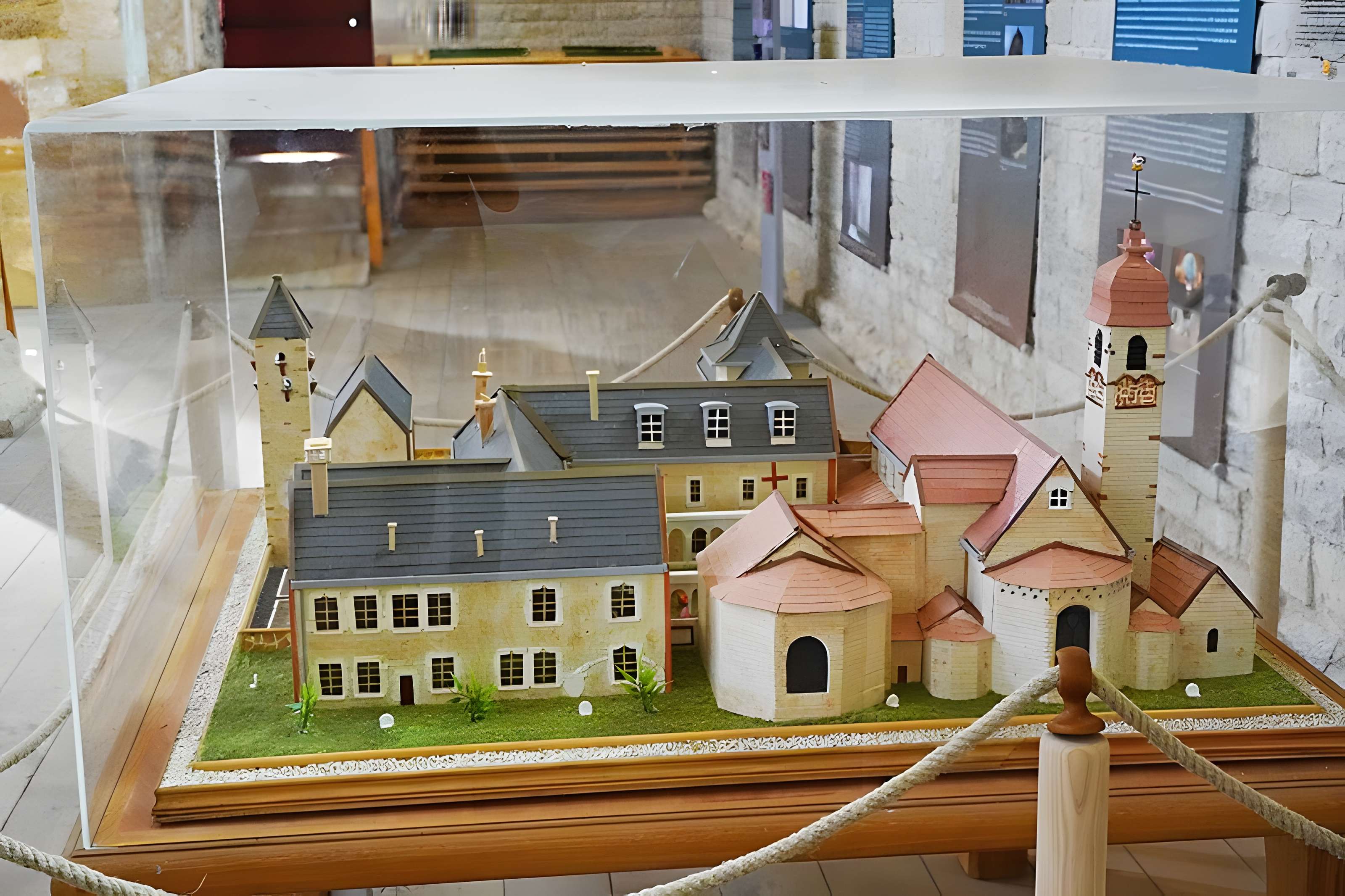 Église Sainte-Marie-Madeleine de Marast