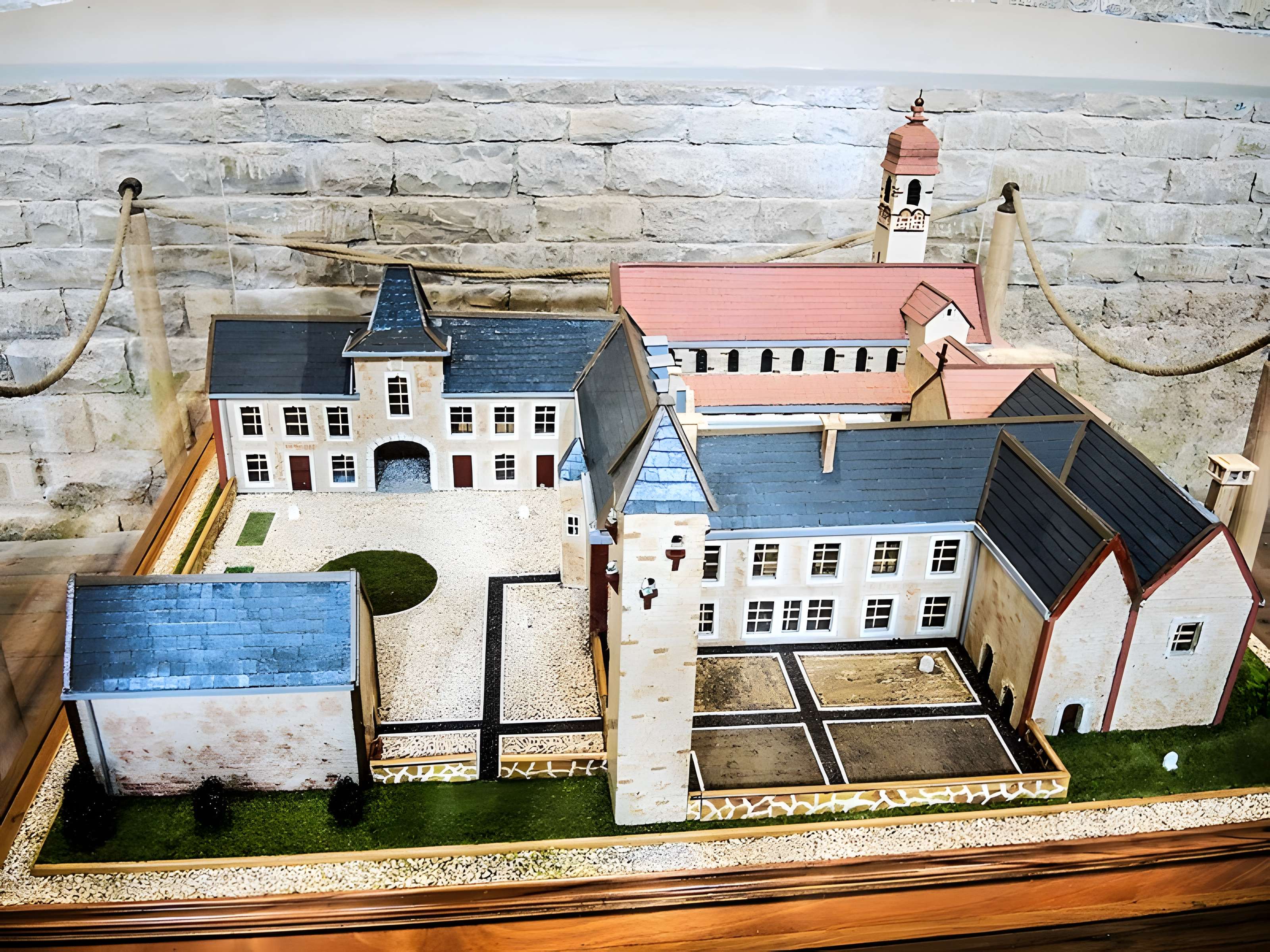 Église Sainte-Marie-Madeleine de Marast