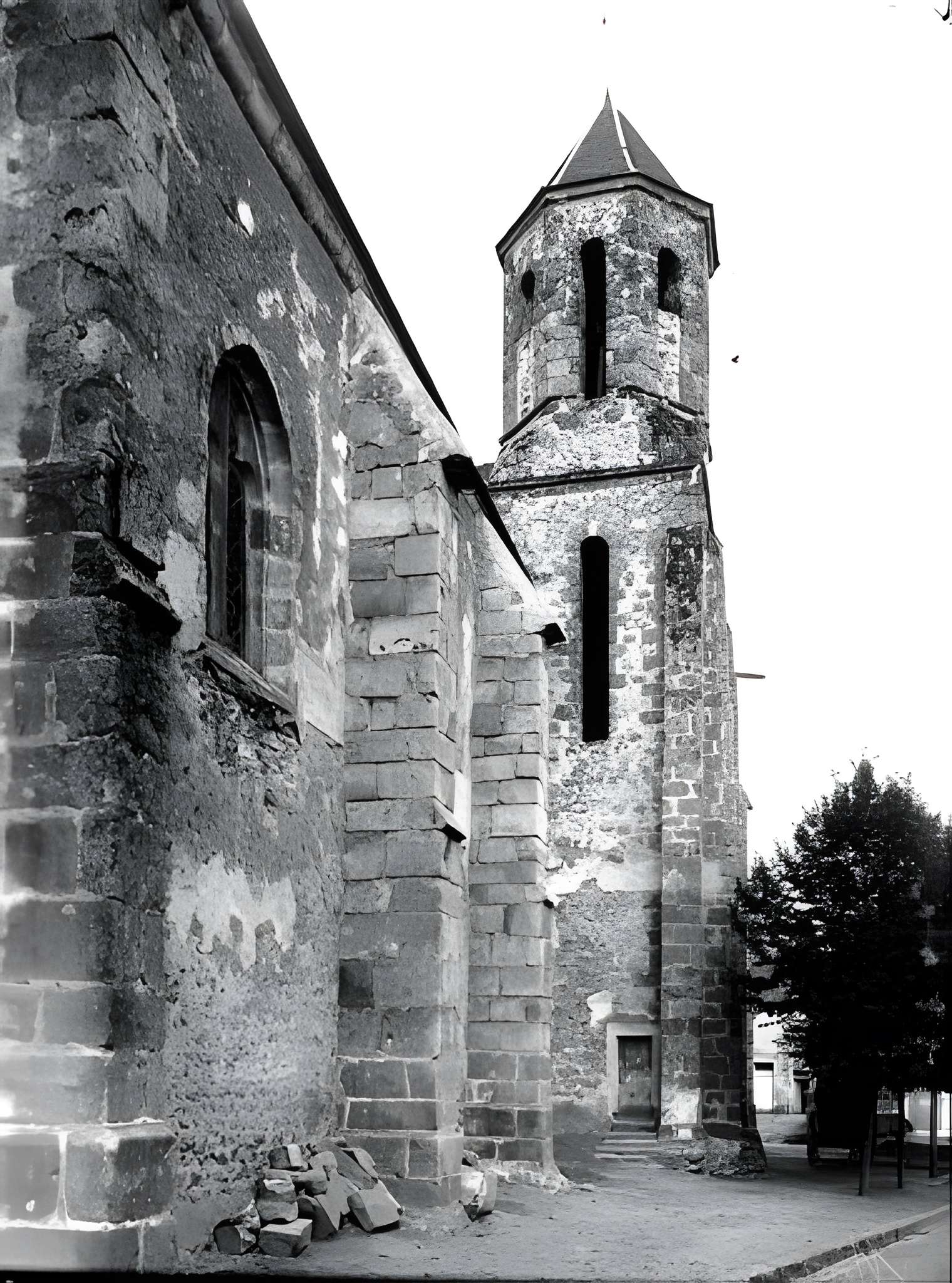 Église Sainte-Marie-Madeleine de Marcoussis
