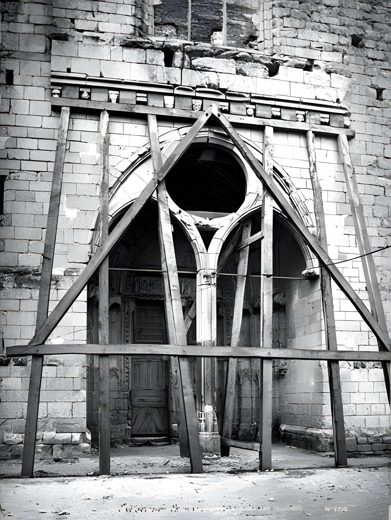 Église Sainte-Marie-Madeleine de Mézières-en-Brenne