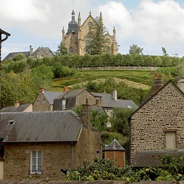 Église Saint-Léonard de Fougères