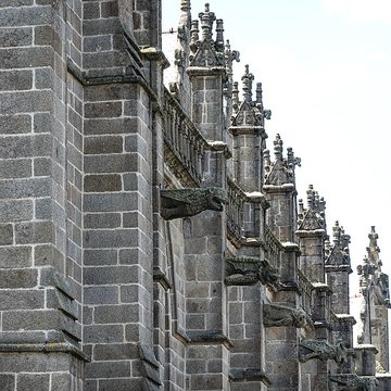 Église Saint-Léonard de Fougères
