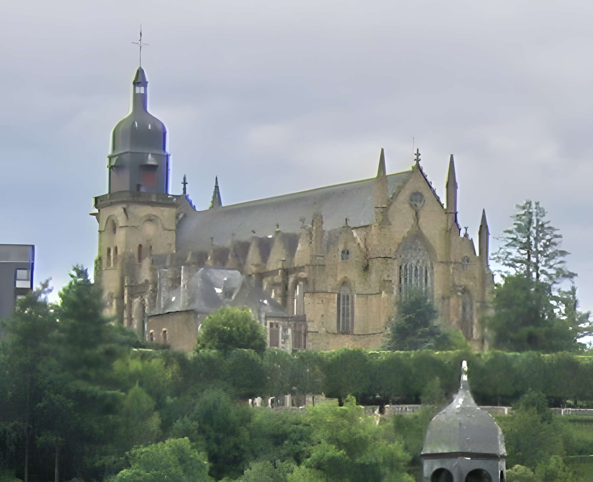 Église Saint-Léonard de Fougères