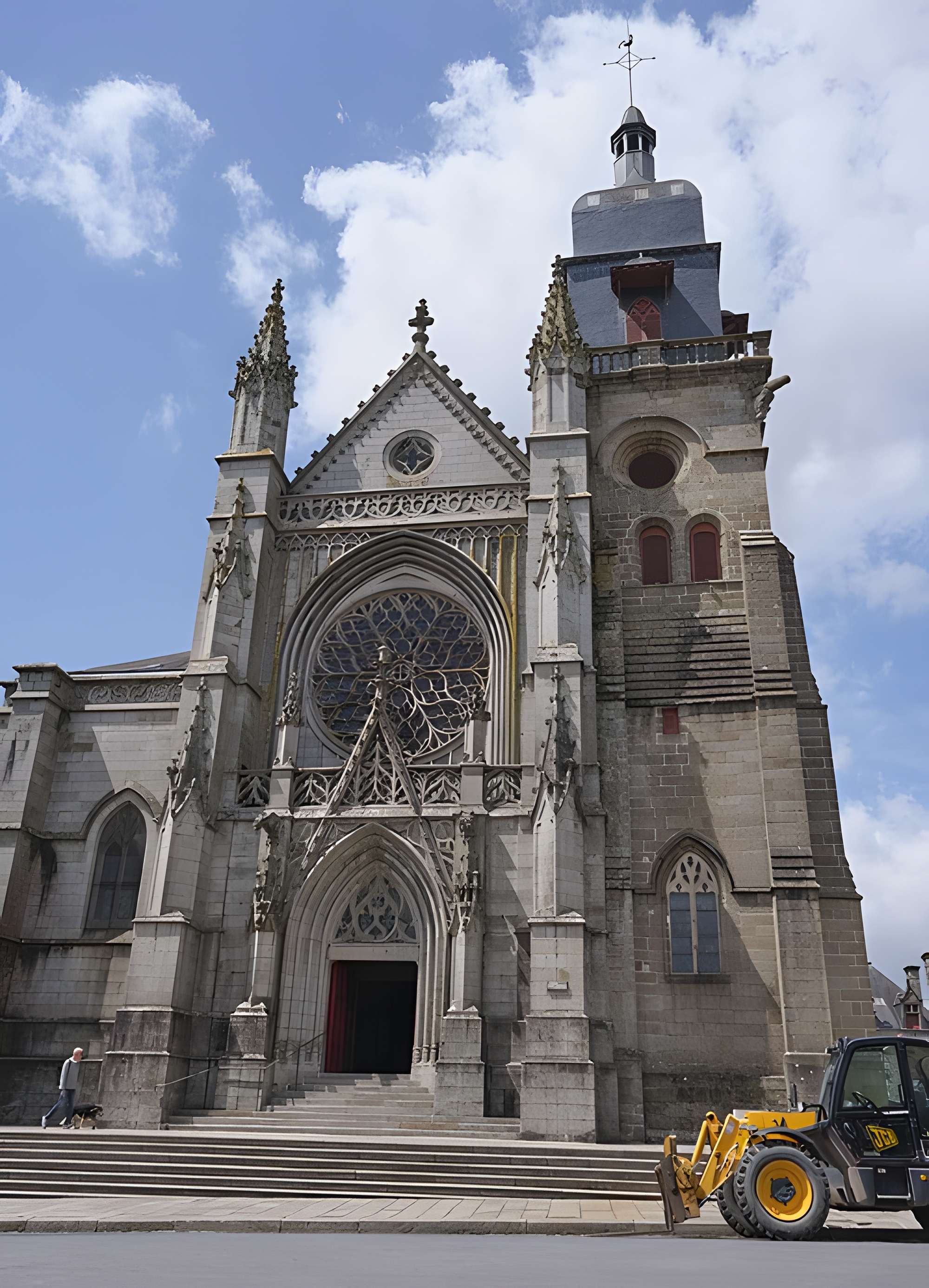 Église Saint-Léonard de Fougères