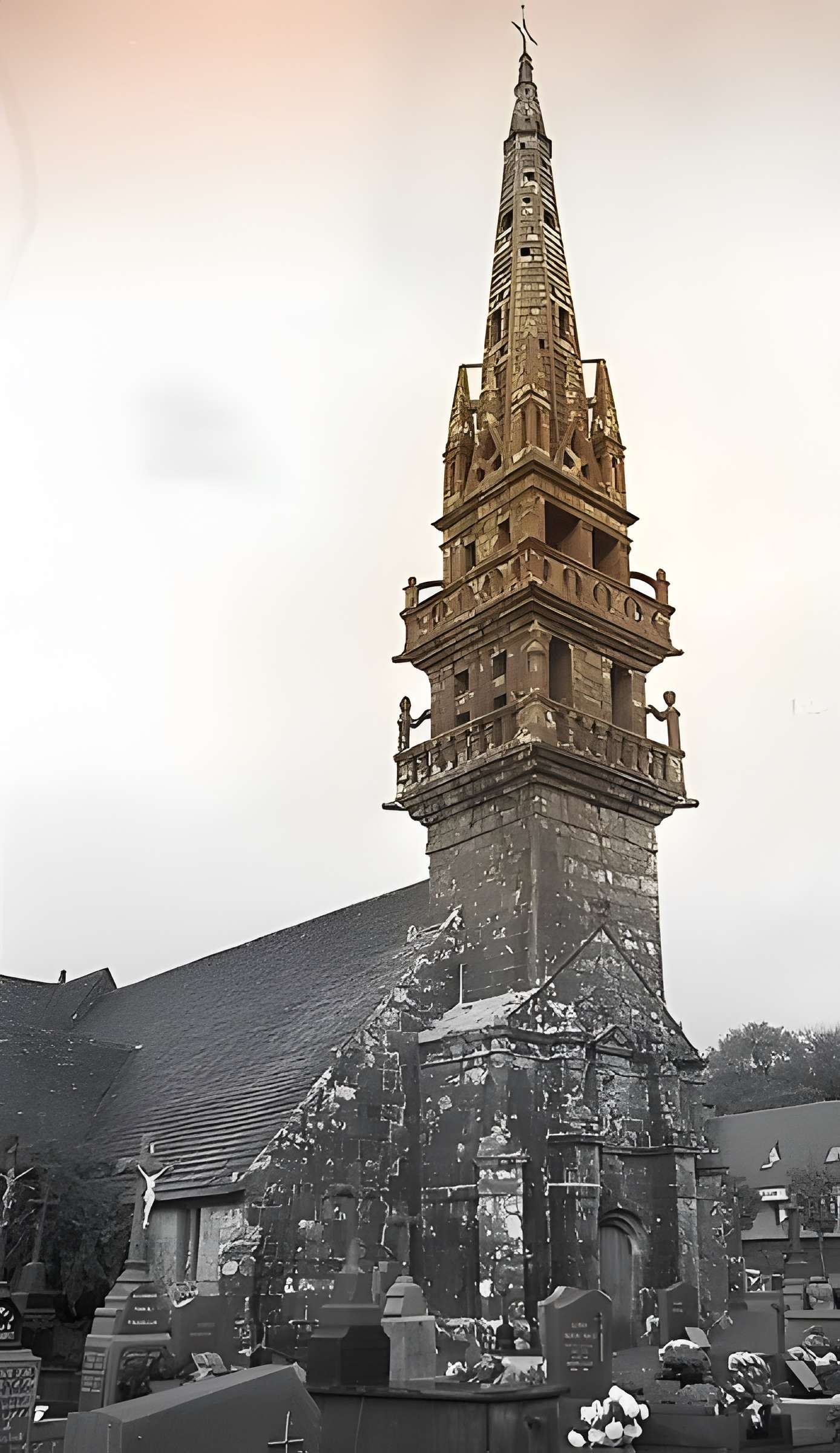 Église Sainte-Nonne de Dirinon