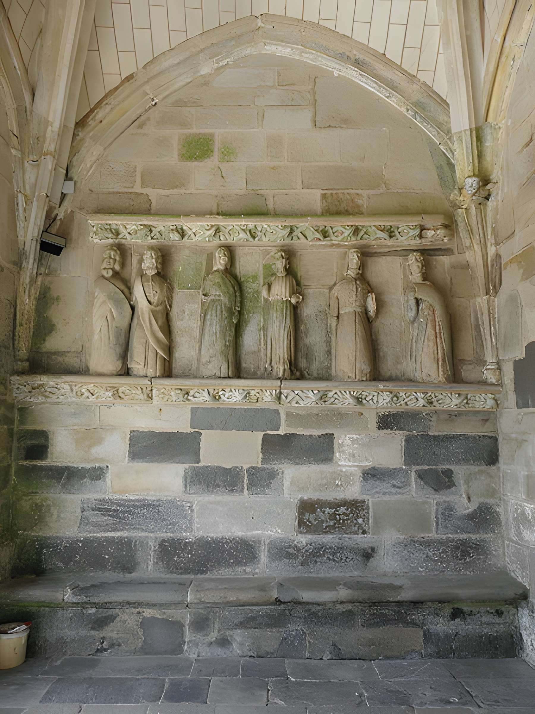 Église Sainte-Noyale de Noyal-Pontivy