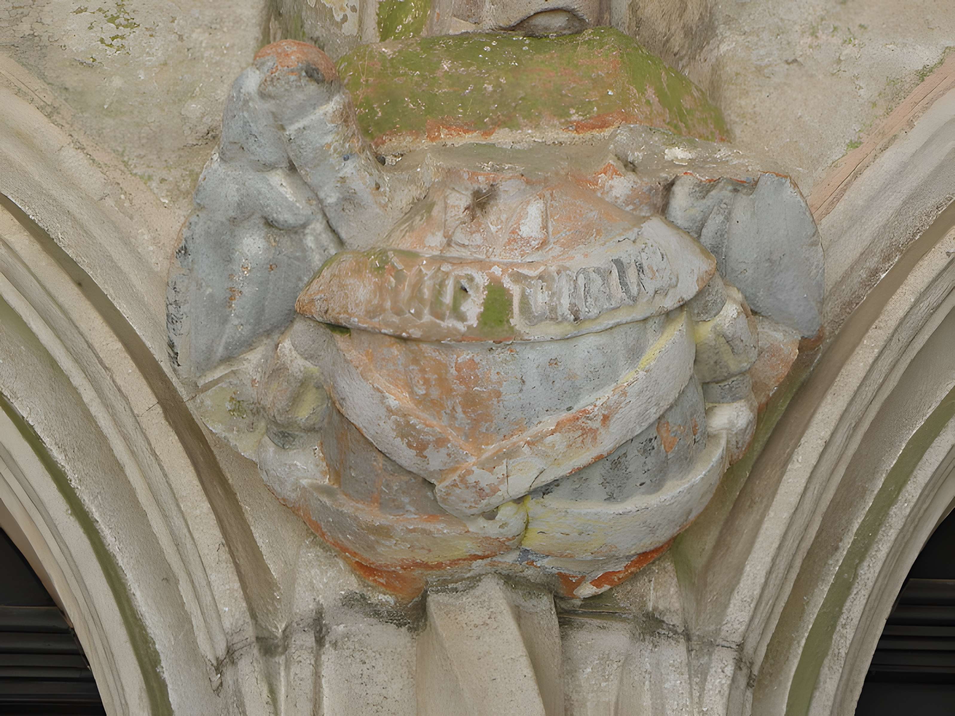 Église Sainte-Noyale de Noyal-Pontivy