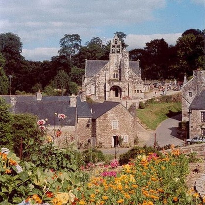 Photo de Église Saint-Envel de Loc-Envel