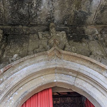 Église Saint-Envel de Loc-Envel
