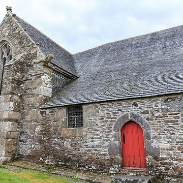 Église Saint-Envel de Loc-Envel