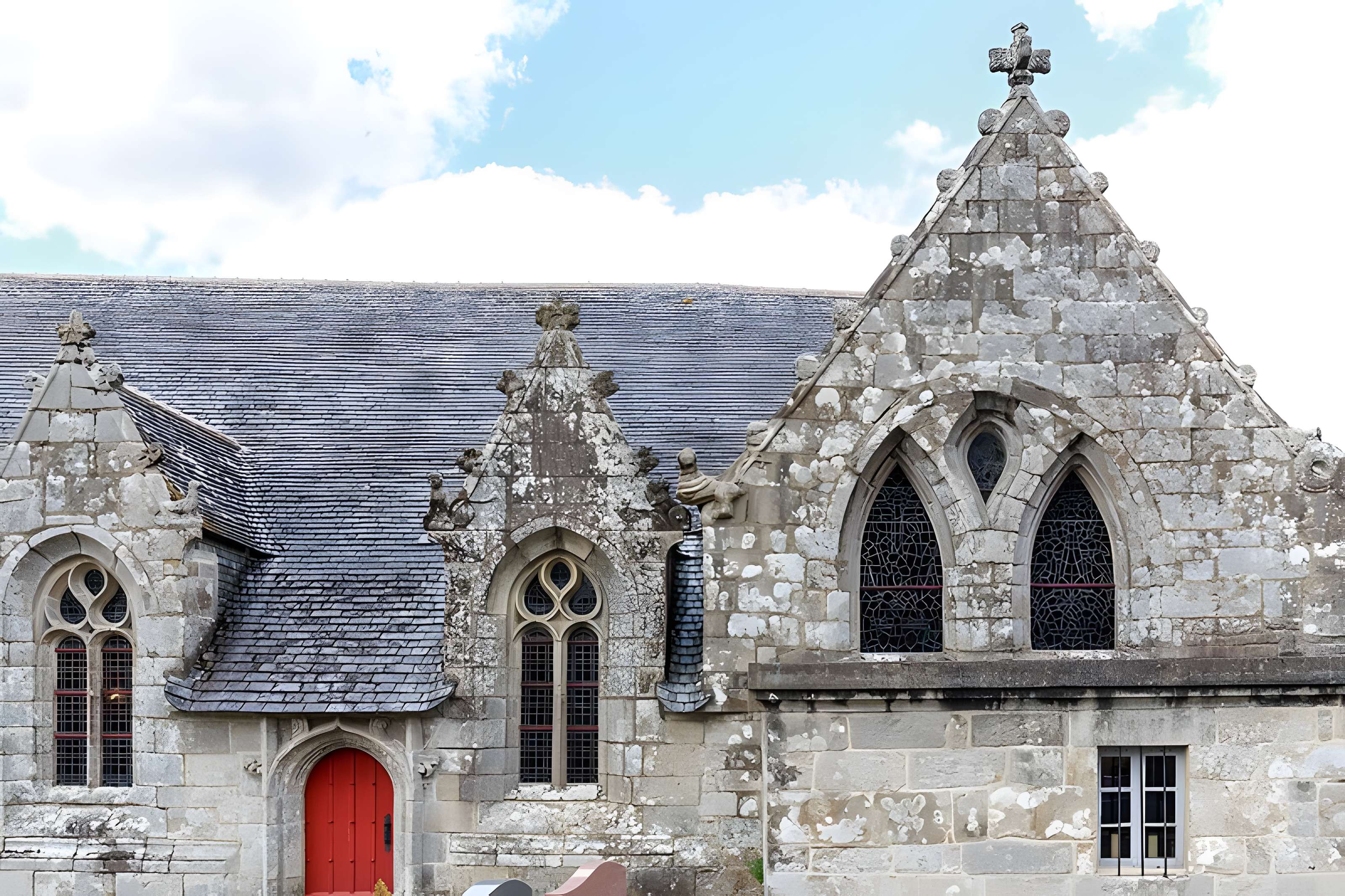 Église Saint-Envel de Loc-Envel