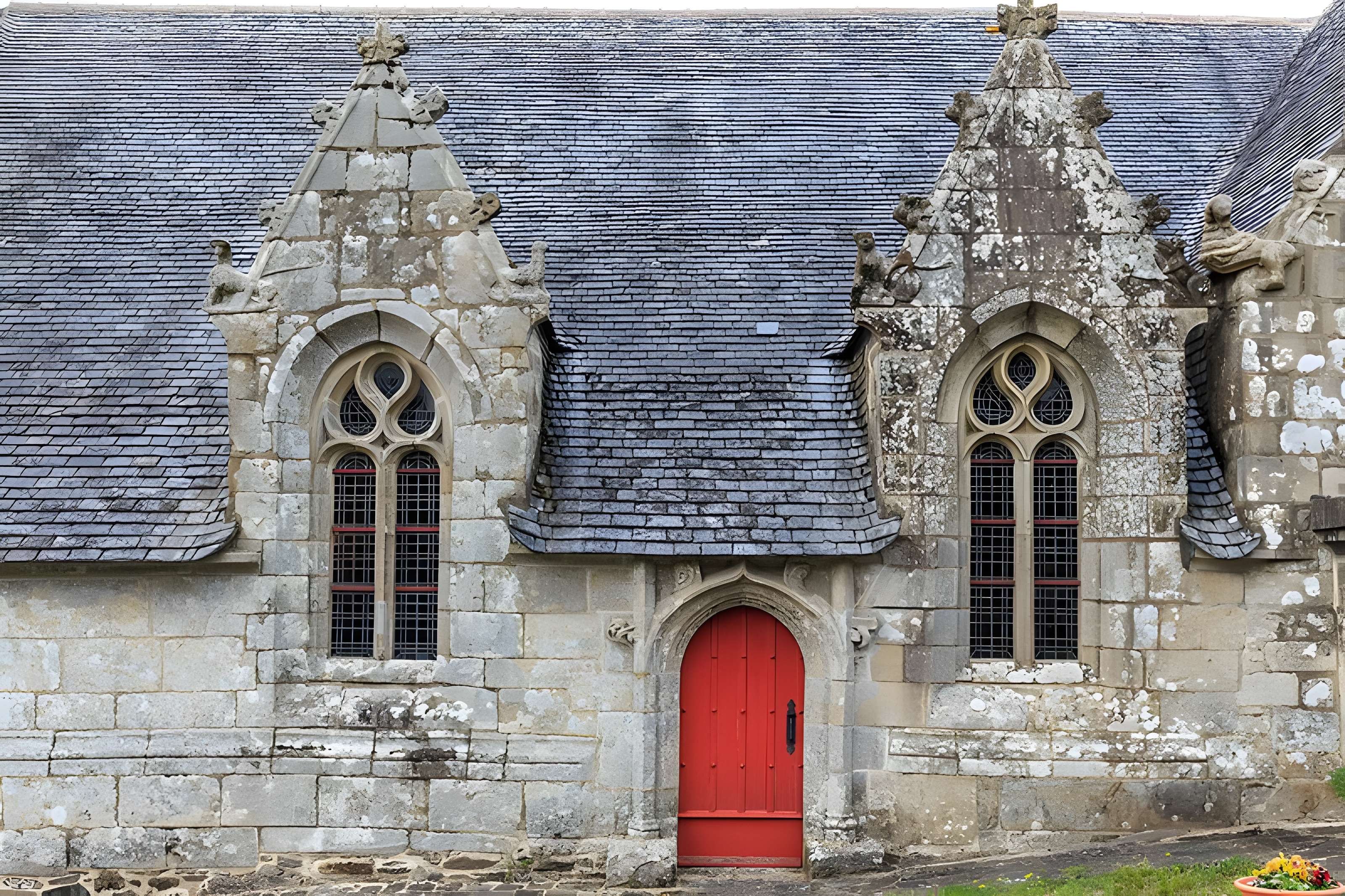 Église Saint-Envel de Loc-Envel