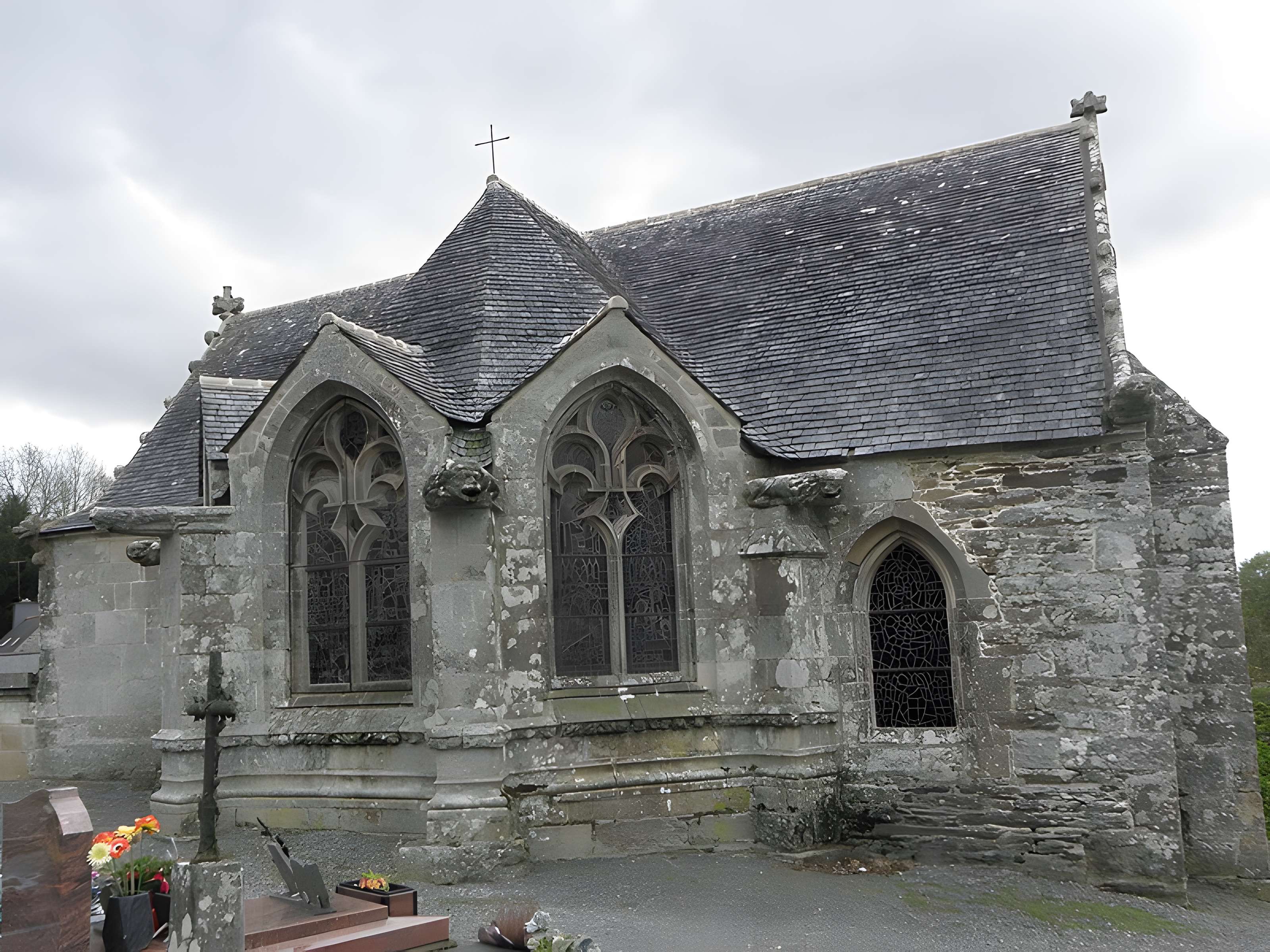 Église Saint-Envel de Loc-Envel