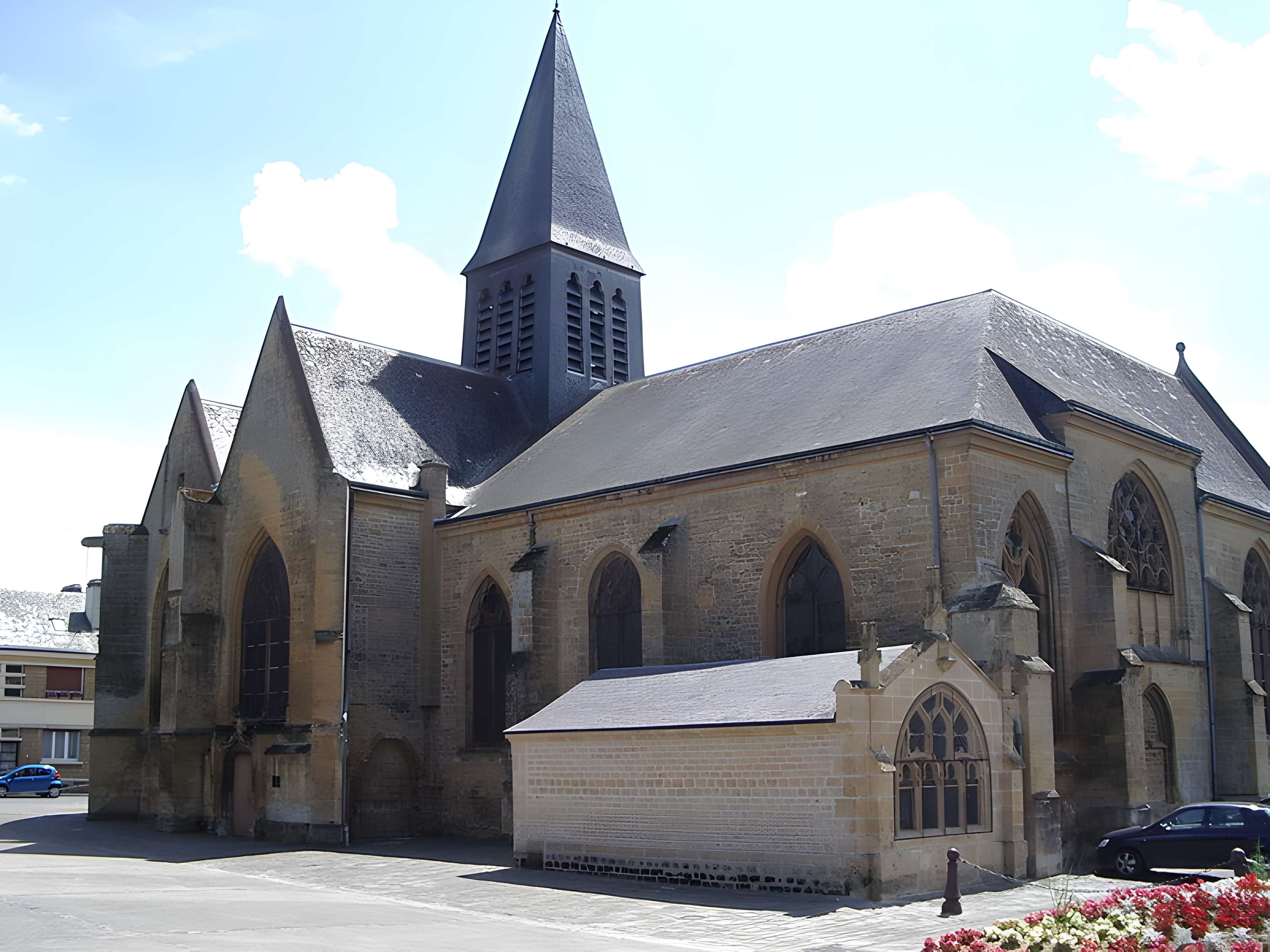 Église Sainte-Onésime de Donchery