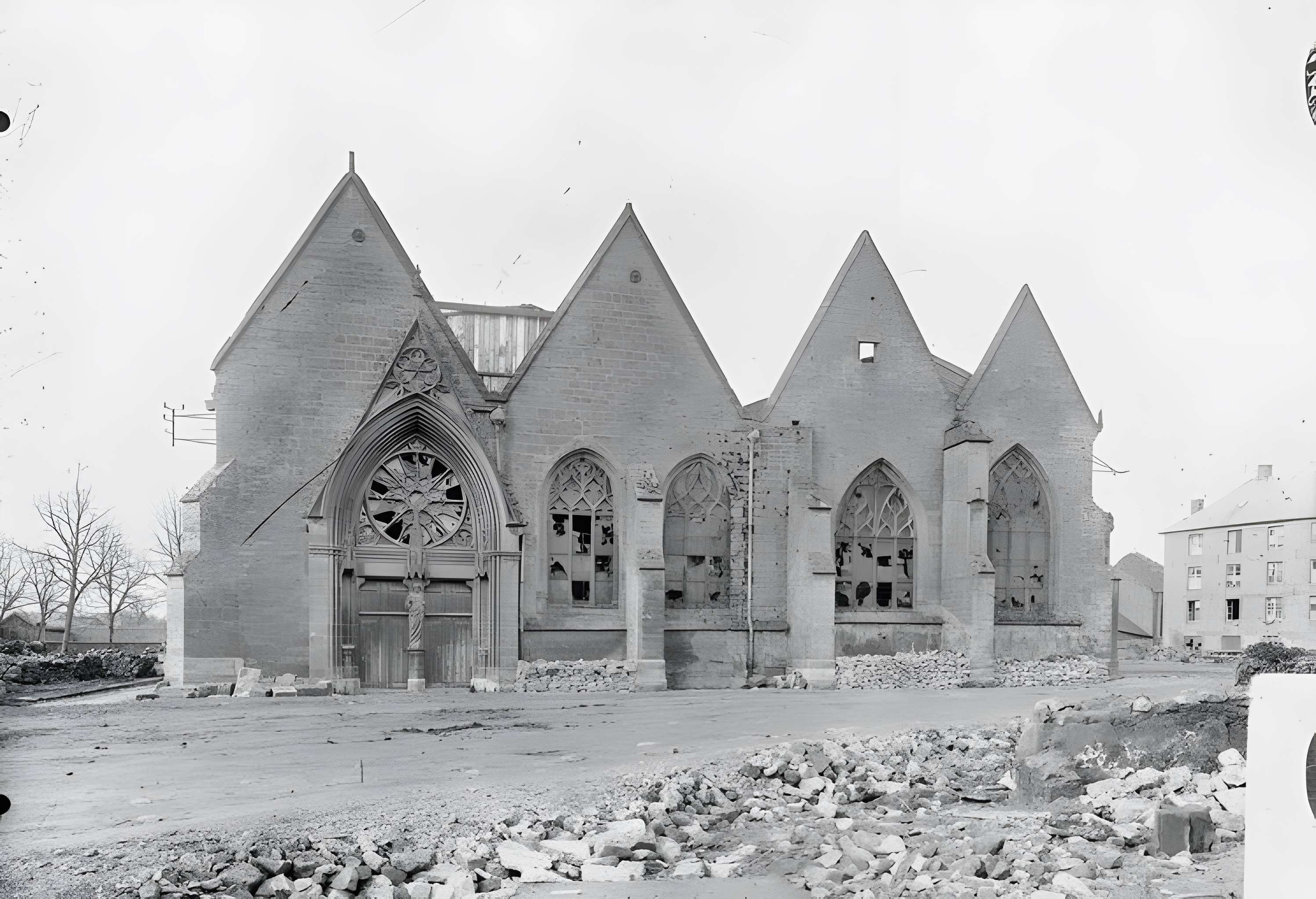 Église Sainte-Onésime de Donchery