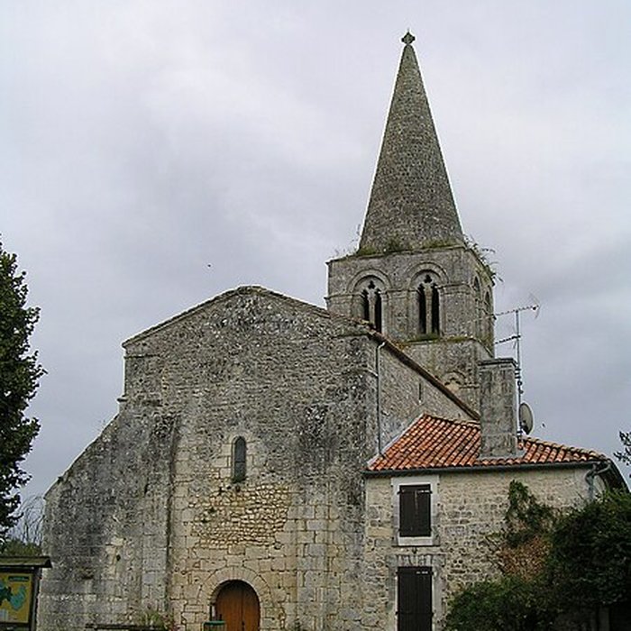 Photo de Église Saint-Estèphe à Roullet-Saint-Estèphe
