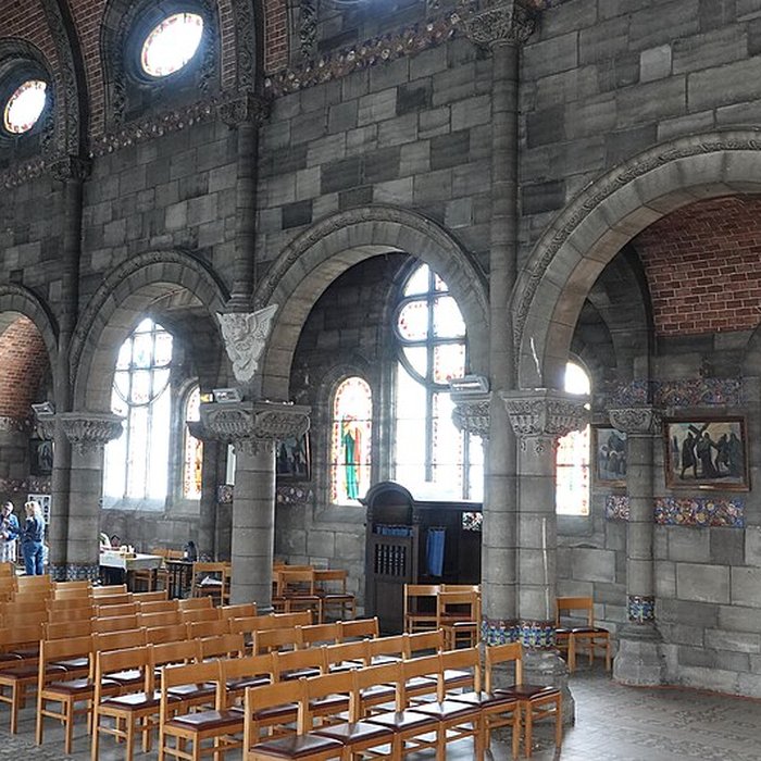 Photo de Église Sainte-Thérèse-de-lEnfant-Jésus de Wattrelos