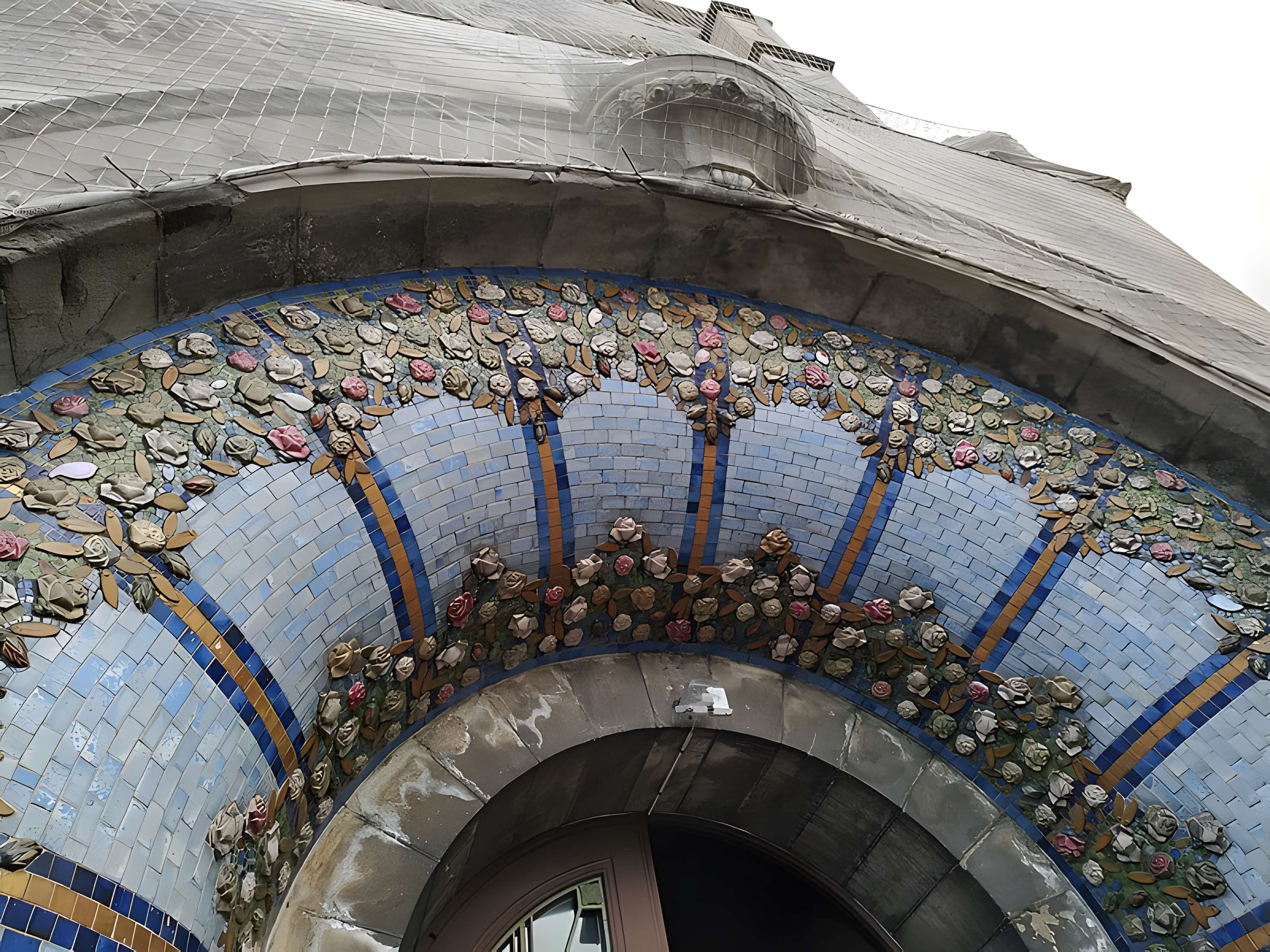 Église Sainte-Thérèse-de-l'Enfant-Jésus de Wattrelos